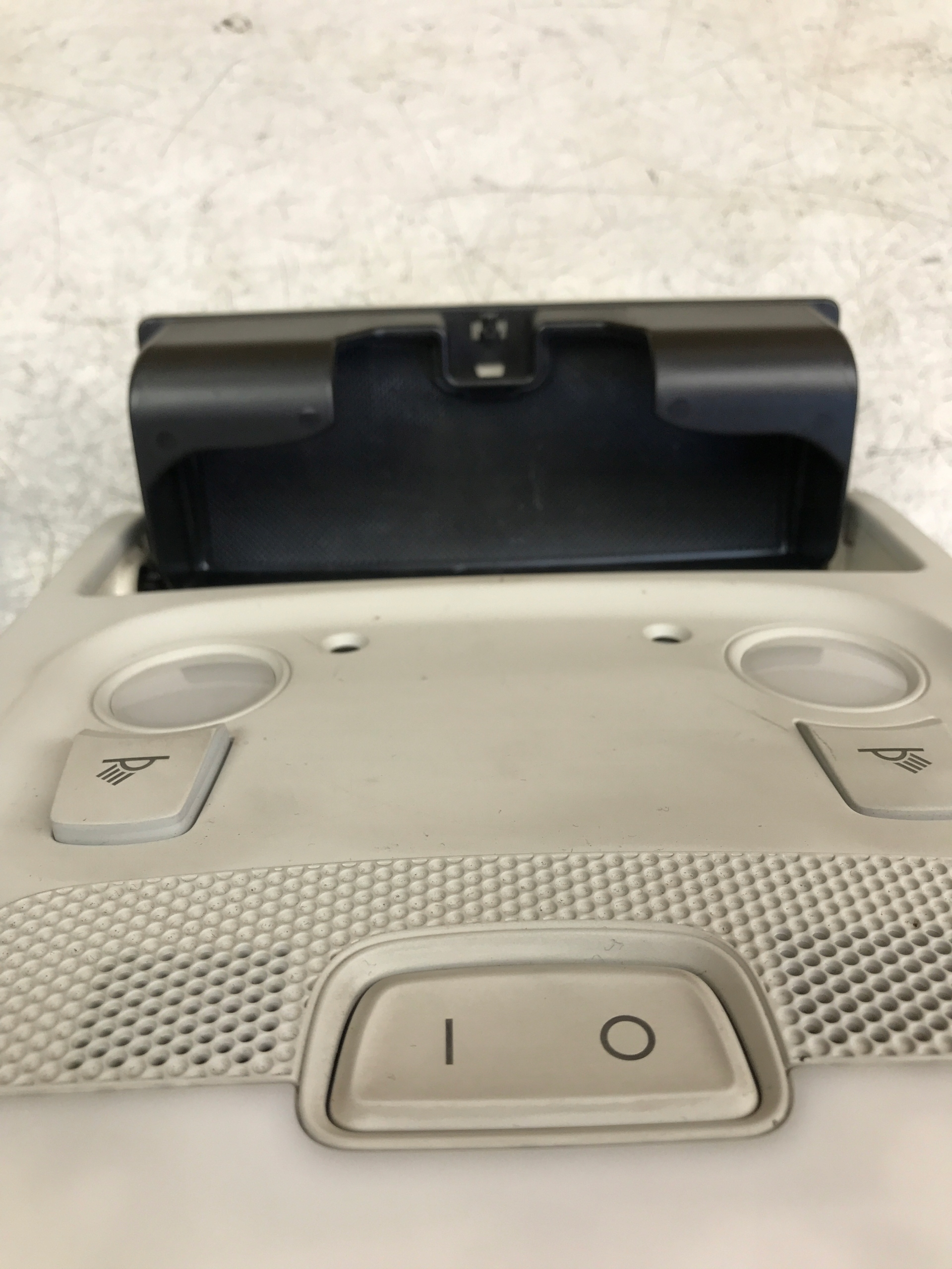 světlo střechy předek AUDI A4 B8 8T0947135A