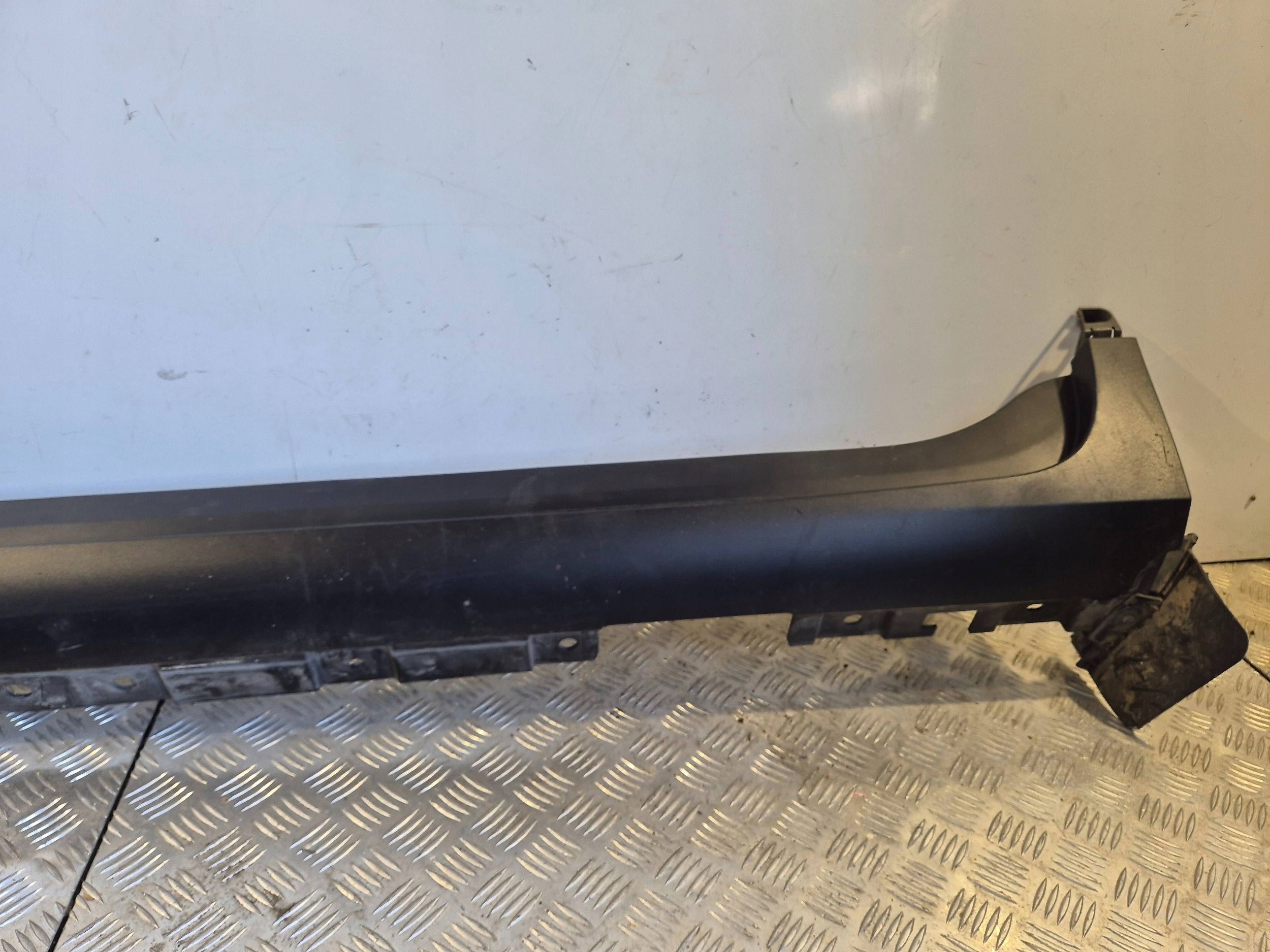cap threshold left side BMW X3 F25 7210079