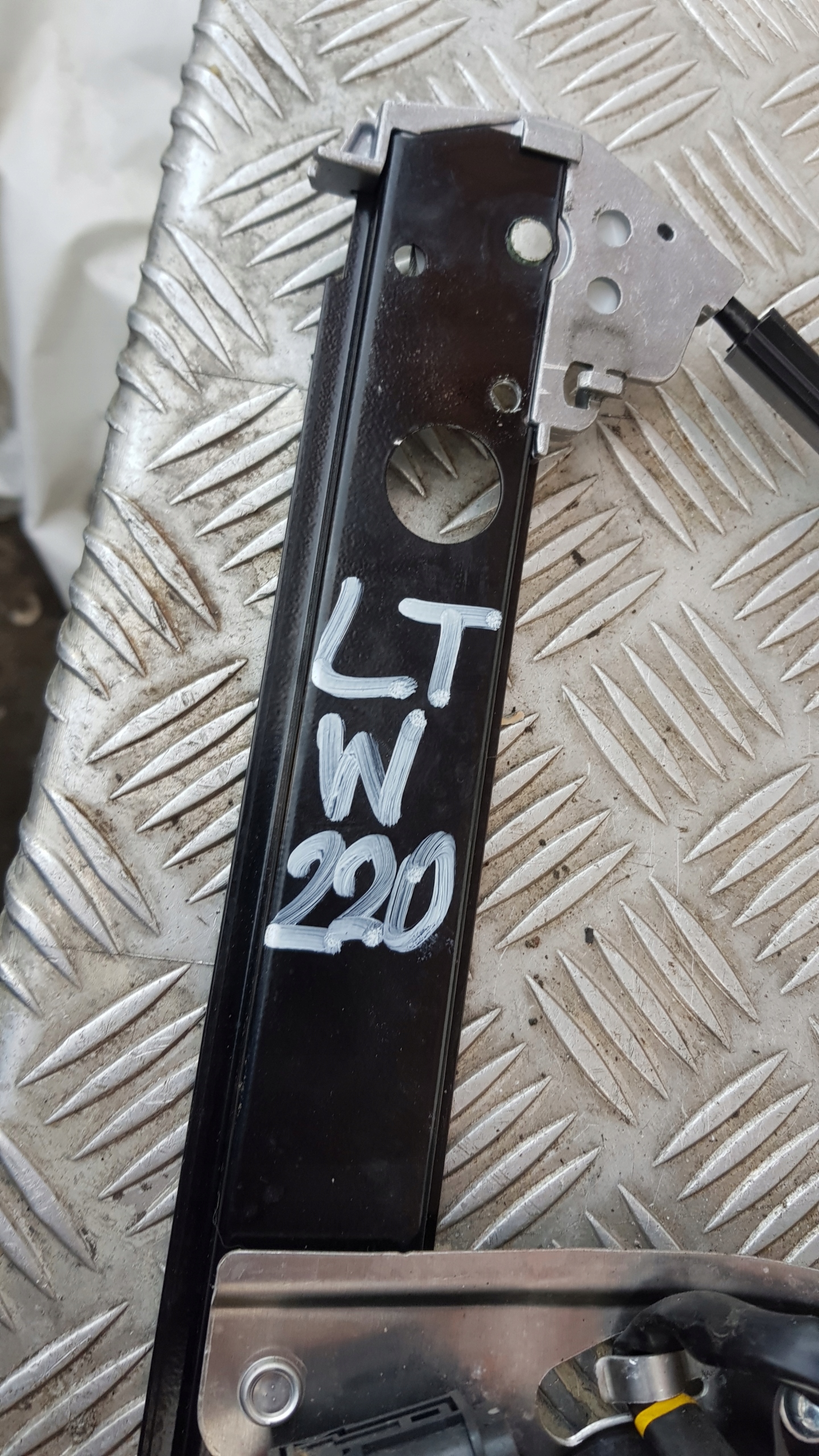 MERCEDES W220 window regulator left rear part mechanism mini motor
