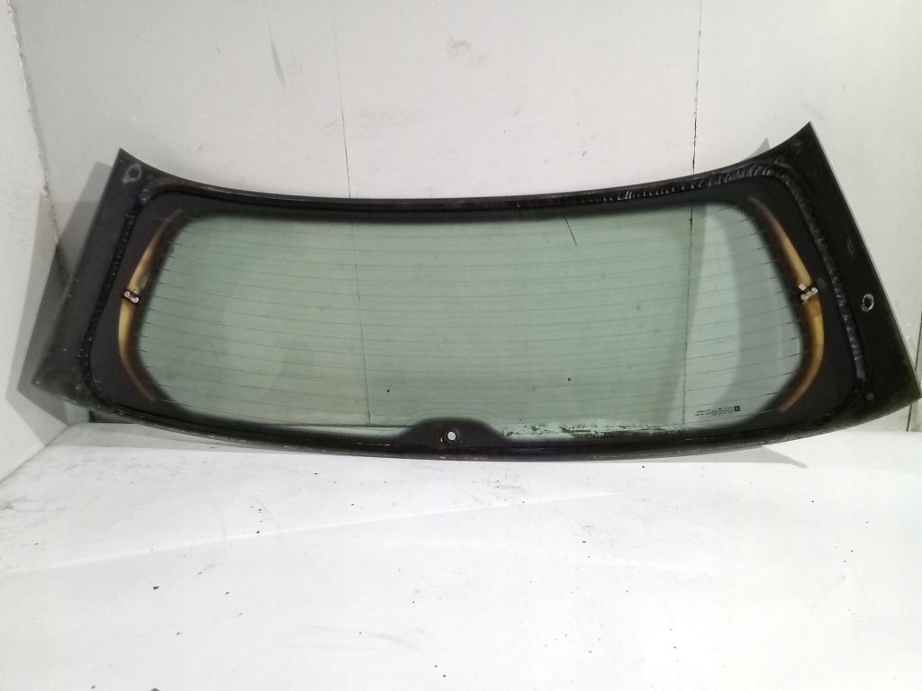 Opel Astra III 3 kombi vitre arrière du capot