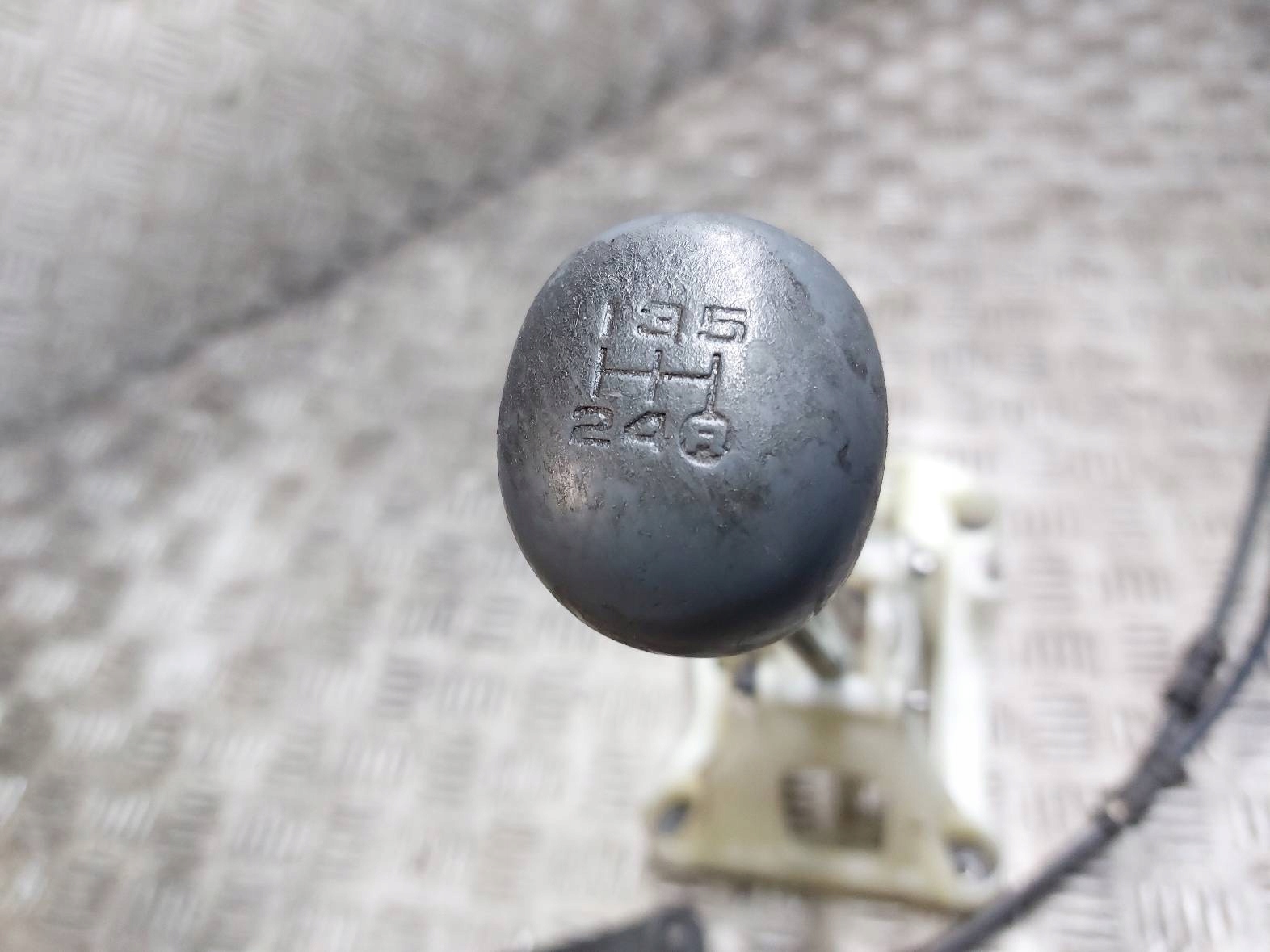 LEWAREK ZMIANY BIEGÓW + LINKI TOYOTA PREVIA II 2.0 D4D Jakość części (zgodnie z GVO) O - oryginał z logo producenta pojazdu (OE)