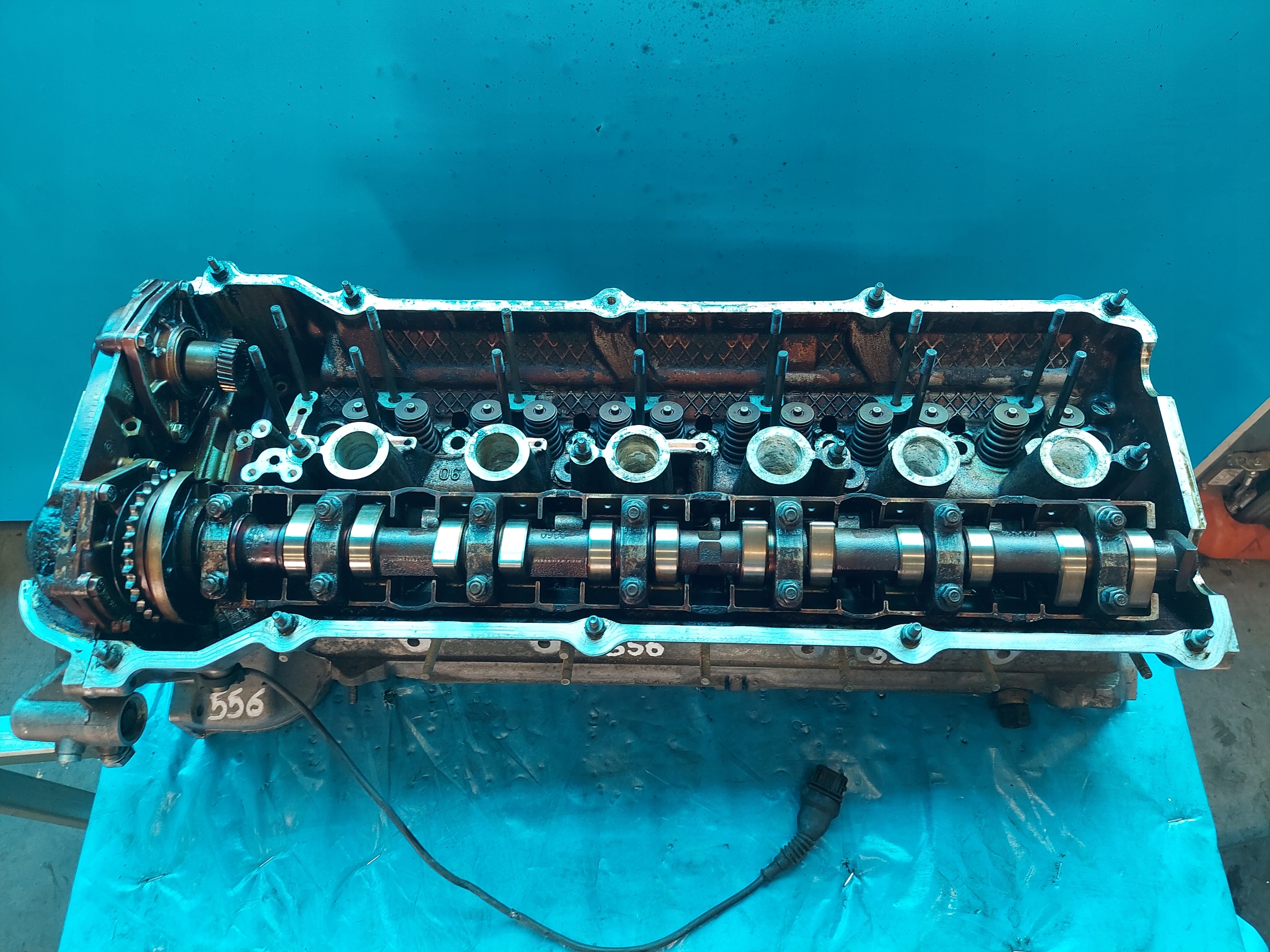 head. BMW E39 523i 2.0/2.2B 1436812