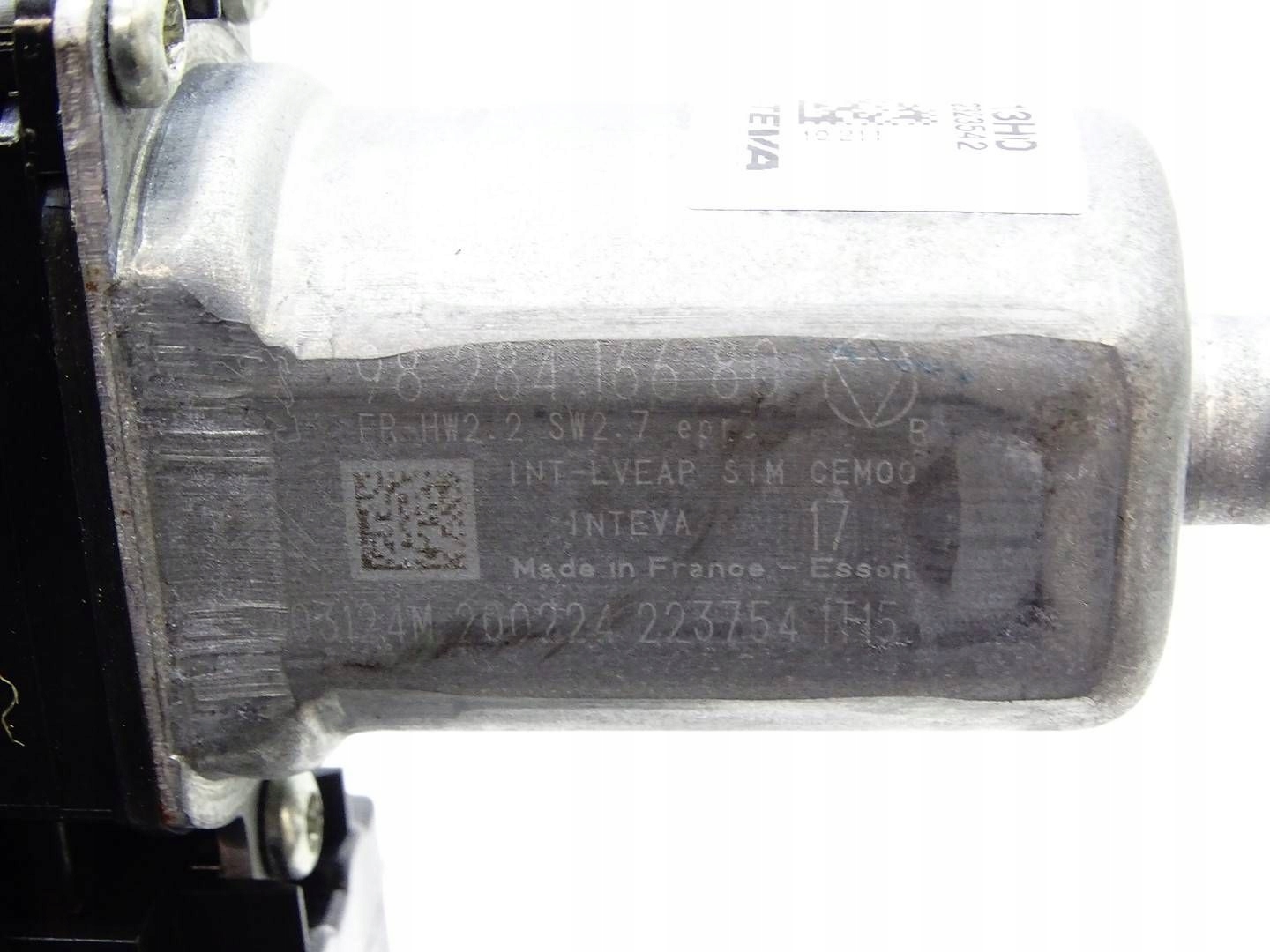 mini motor PODNOSNIKA windows front front PEUGEOT 2008 II 9828416680