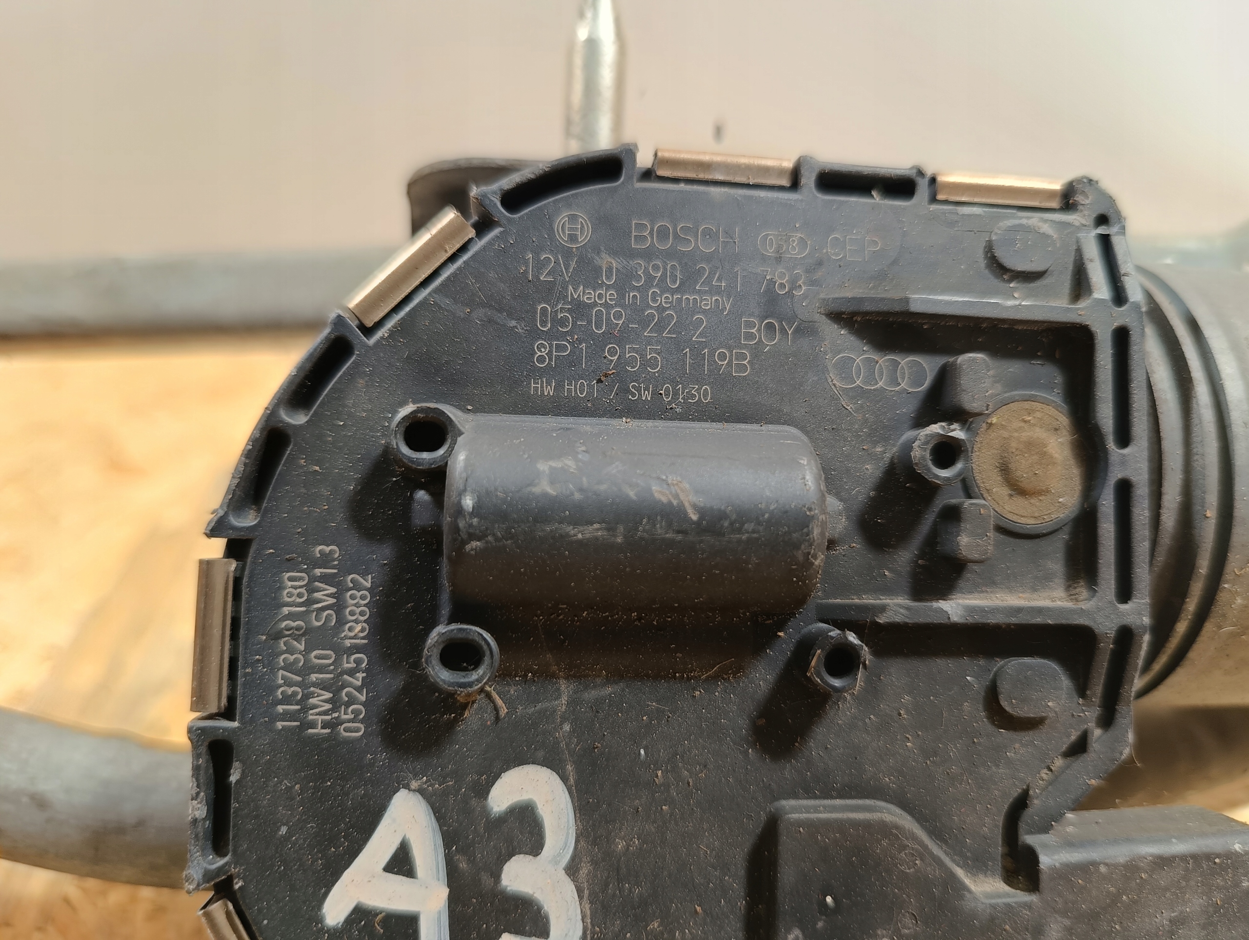 wiper mechanism front AUDI A3 8P 8p1955023j
