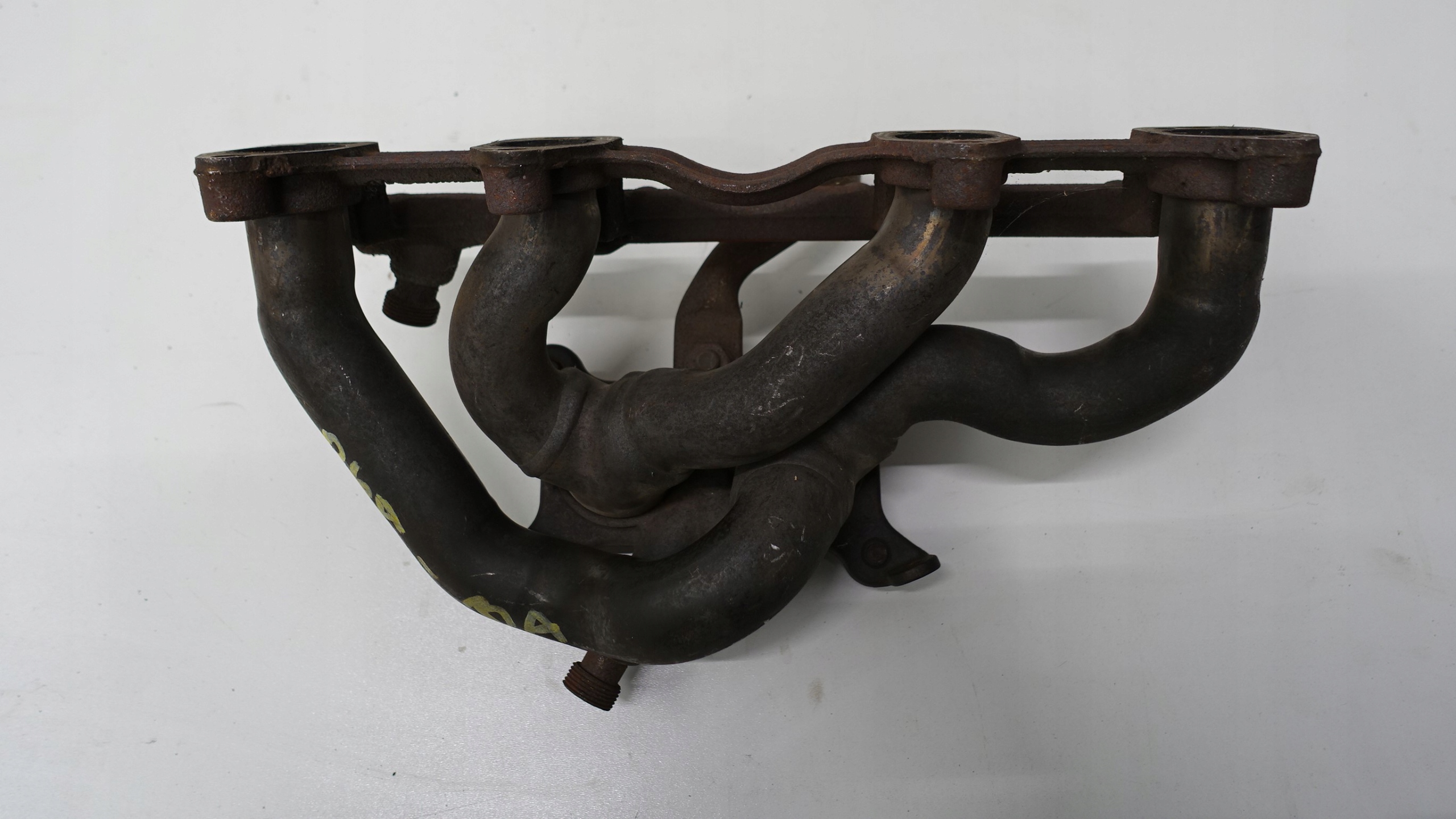 06A253031BA - VW NEW BEETLE 1.6 ВЫПУСКНОЙ КОЛЛЕКТОР