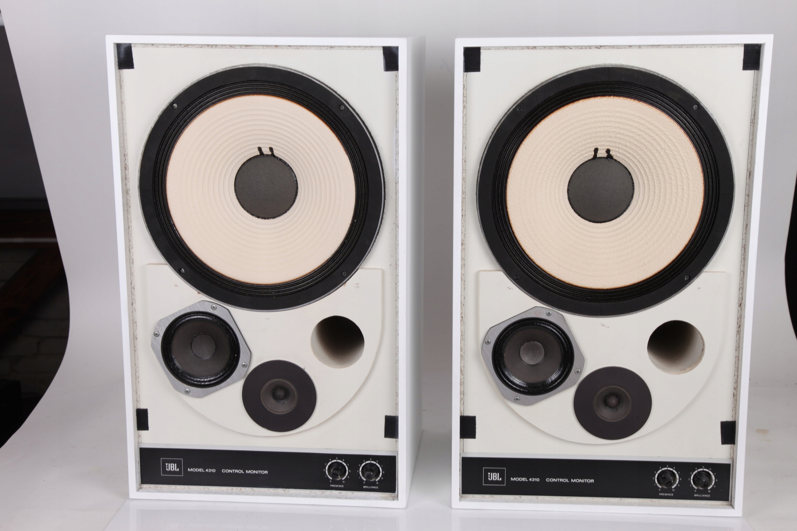 JBL Model 4301B ペア　CONTROL MONITOR JBL Model 4301B ペア CONTROL MONITOR