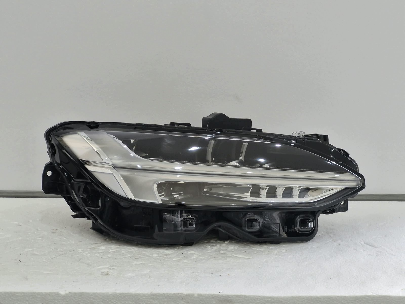light right Volvo S90 V90 FULL LED