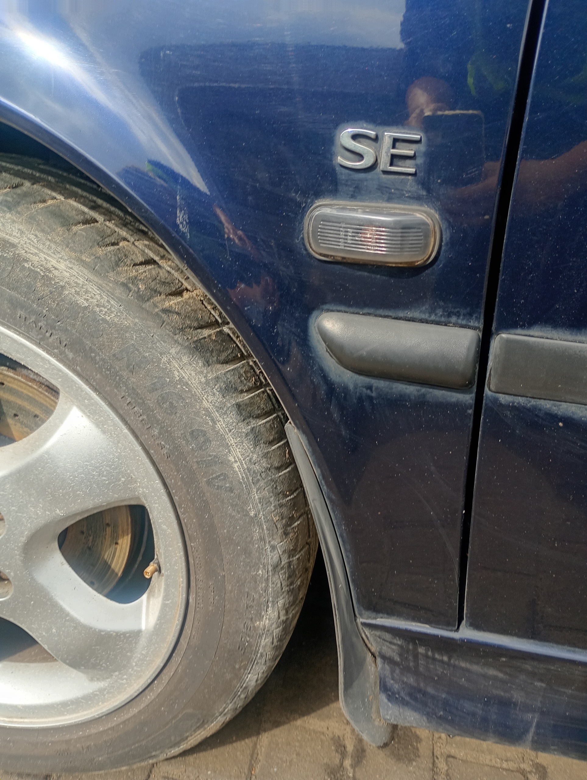 fender left front front Saab 93 9-3 98-02 code lakieru 257