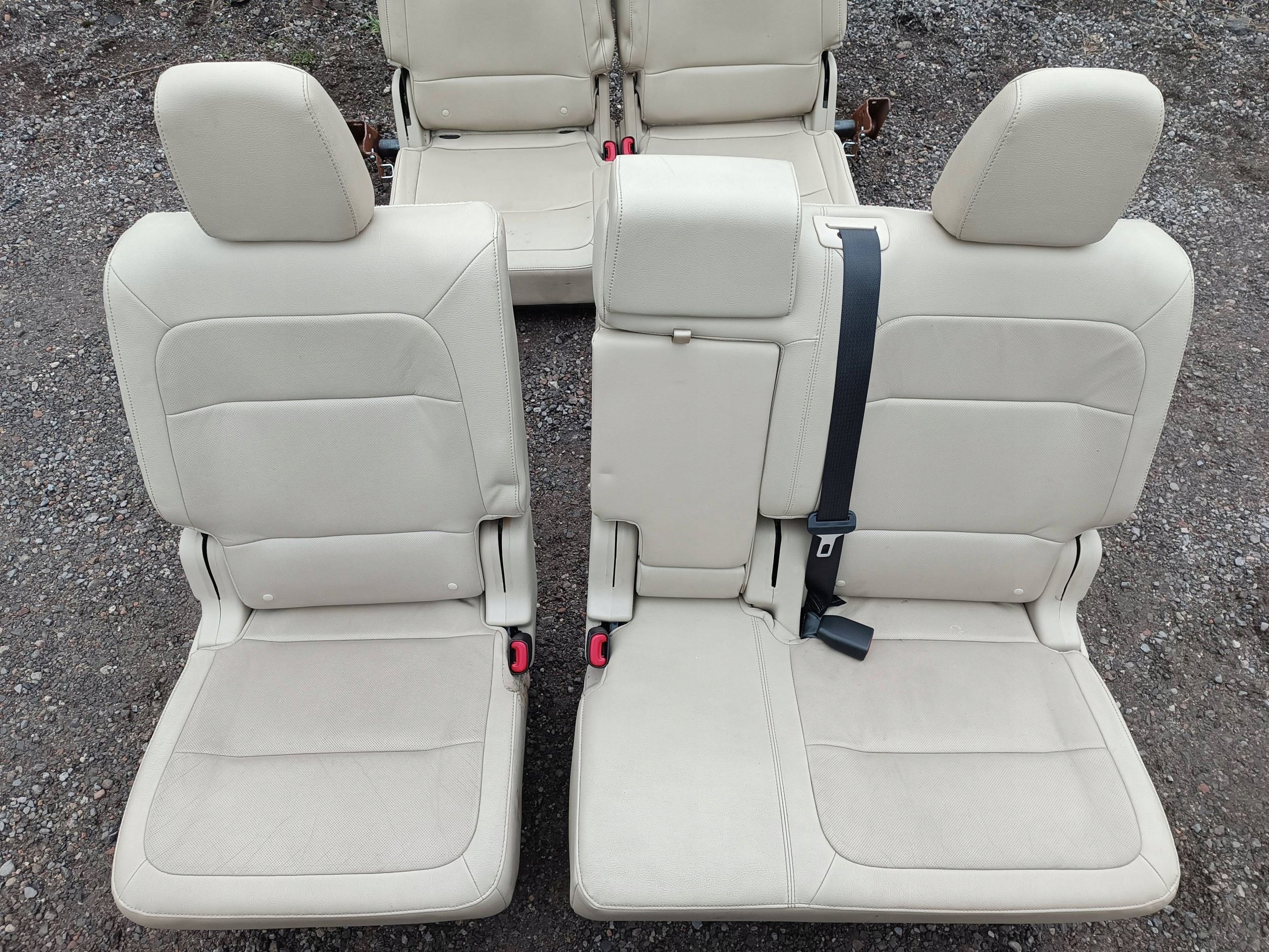seats cover slupka inner leather Ford Flex 2011