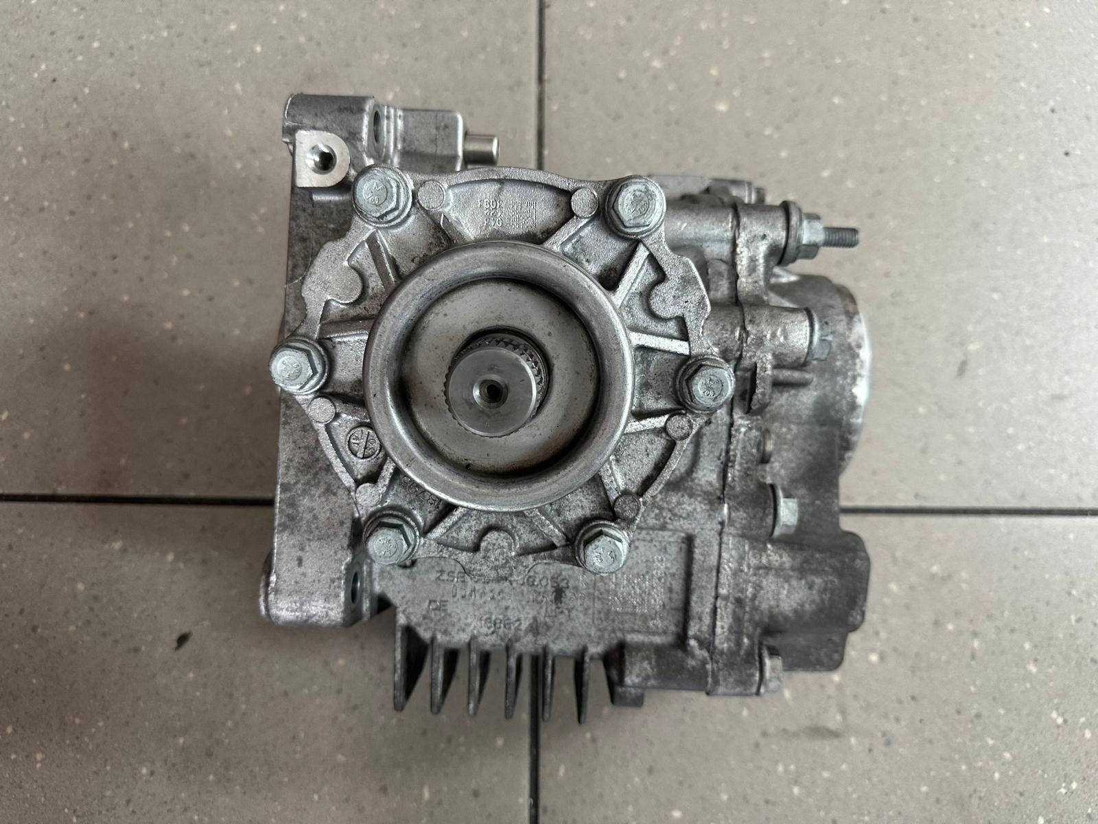 AUDI VW REDUKTOR ZSB0409053