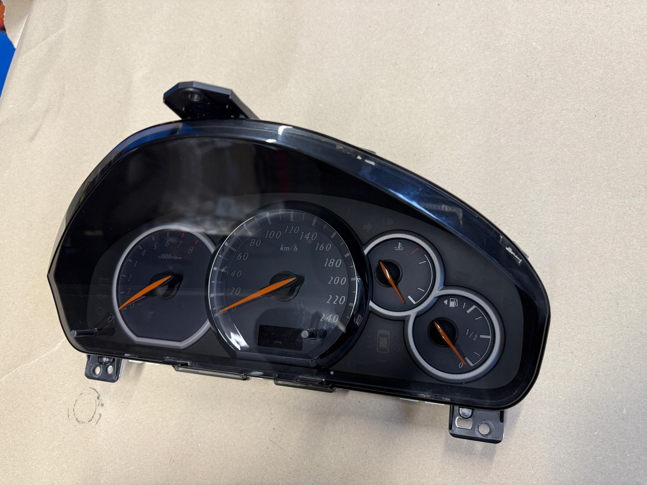 MITSUBISHI GRANDIS 2.4 dials dials MN188384