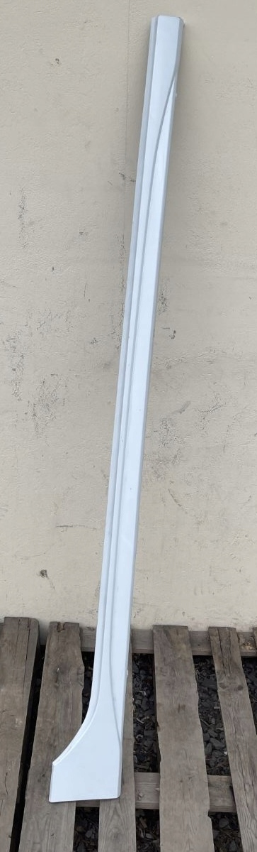 LPA342 VW GOLF VIII 8 2019- R R20 moulding threshold right 5H0853860B