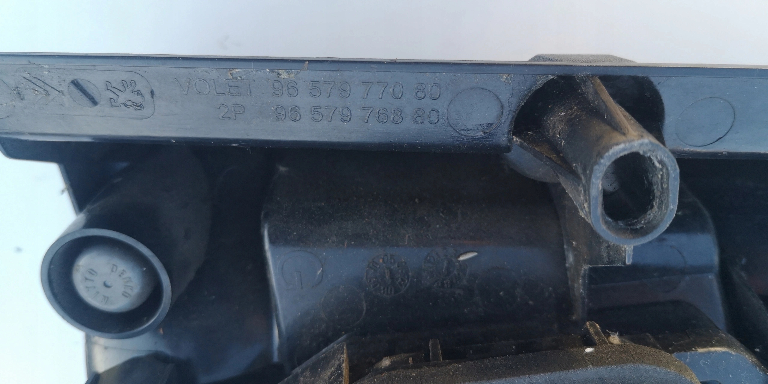 PEUGEOT PARTNER light rear left 9657977080 965797