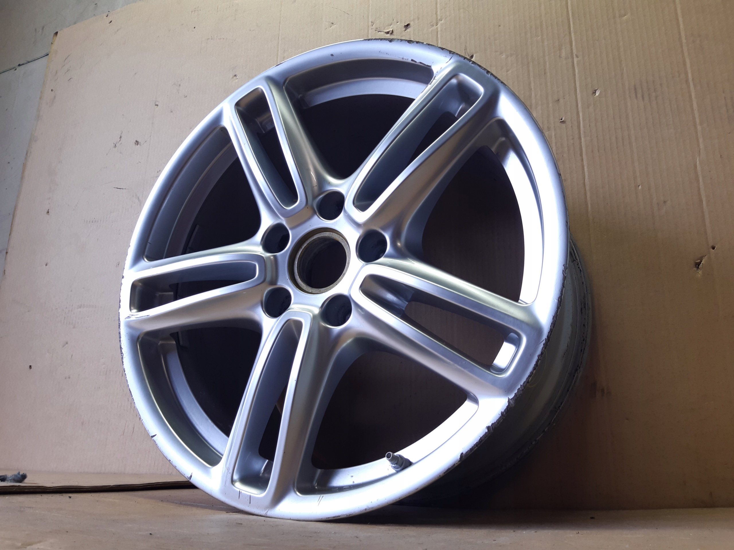 ОБІД PORSCHE PANAMERA TURBO 970 10j19 et61