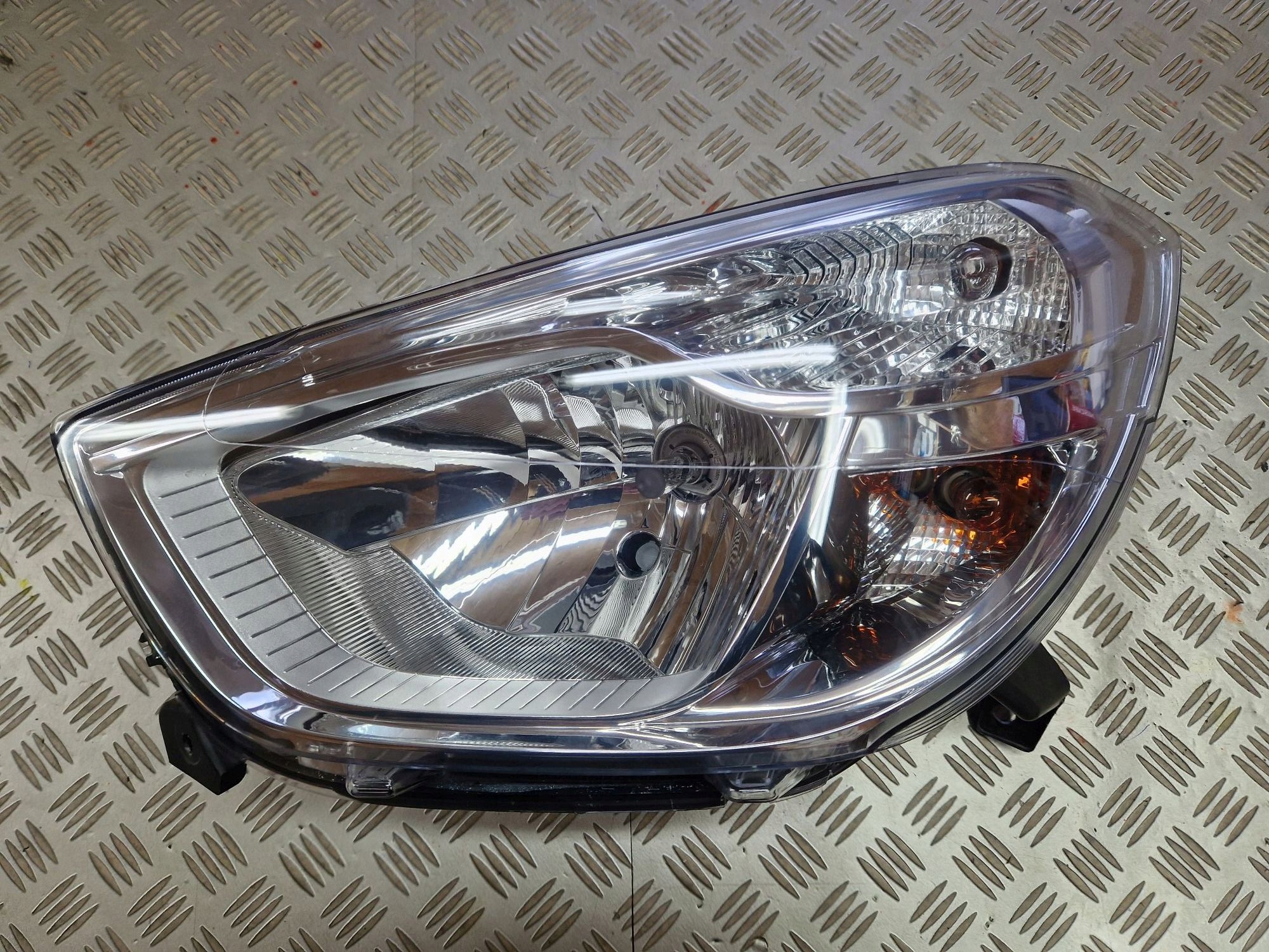 LICHT LINKS ODER RECHTS VORNE DACIA LODGY 2012R->