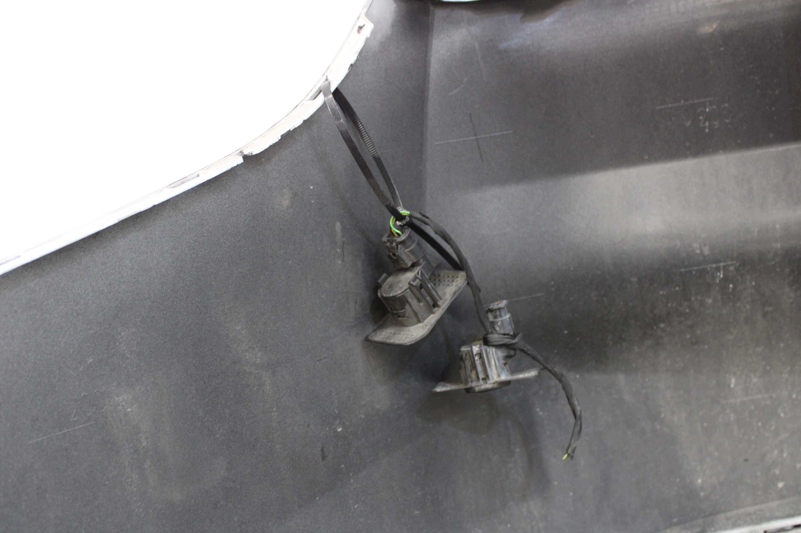 bumper rear part rear complete 4X PDC BMW X1 F48