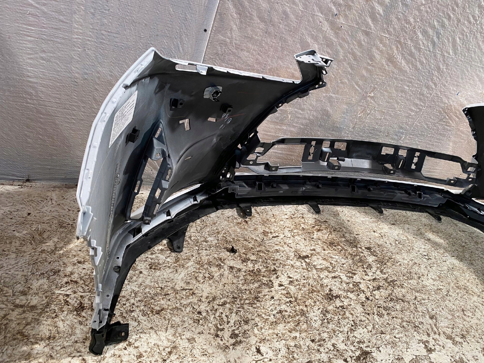 Lexus RX IV RX450H LIFT 19- bumper front