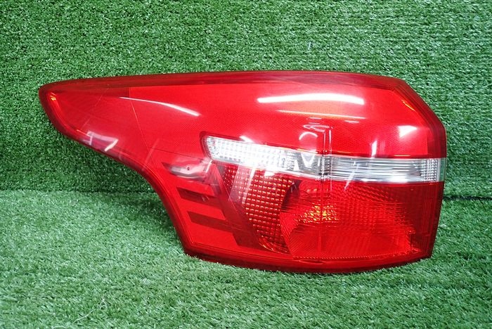 FORD FOCUS MK3 KOMBI LIFT 14- light left rear rear part