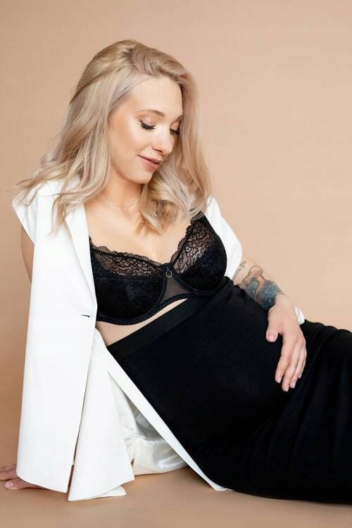 Mama Glamour podprsenka na kojení Momtobe černá