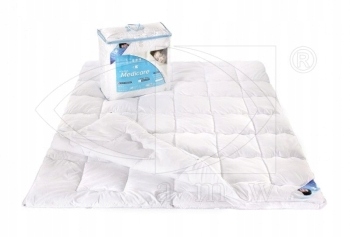 Antialergická prikrývka 200x220 Medicare 4 ročné obdobia