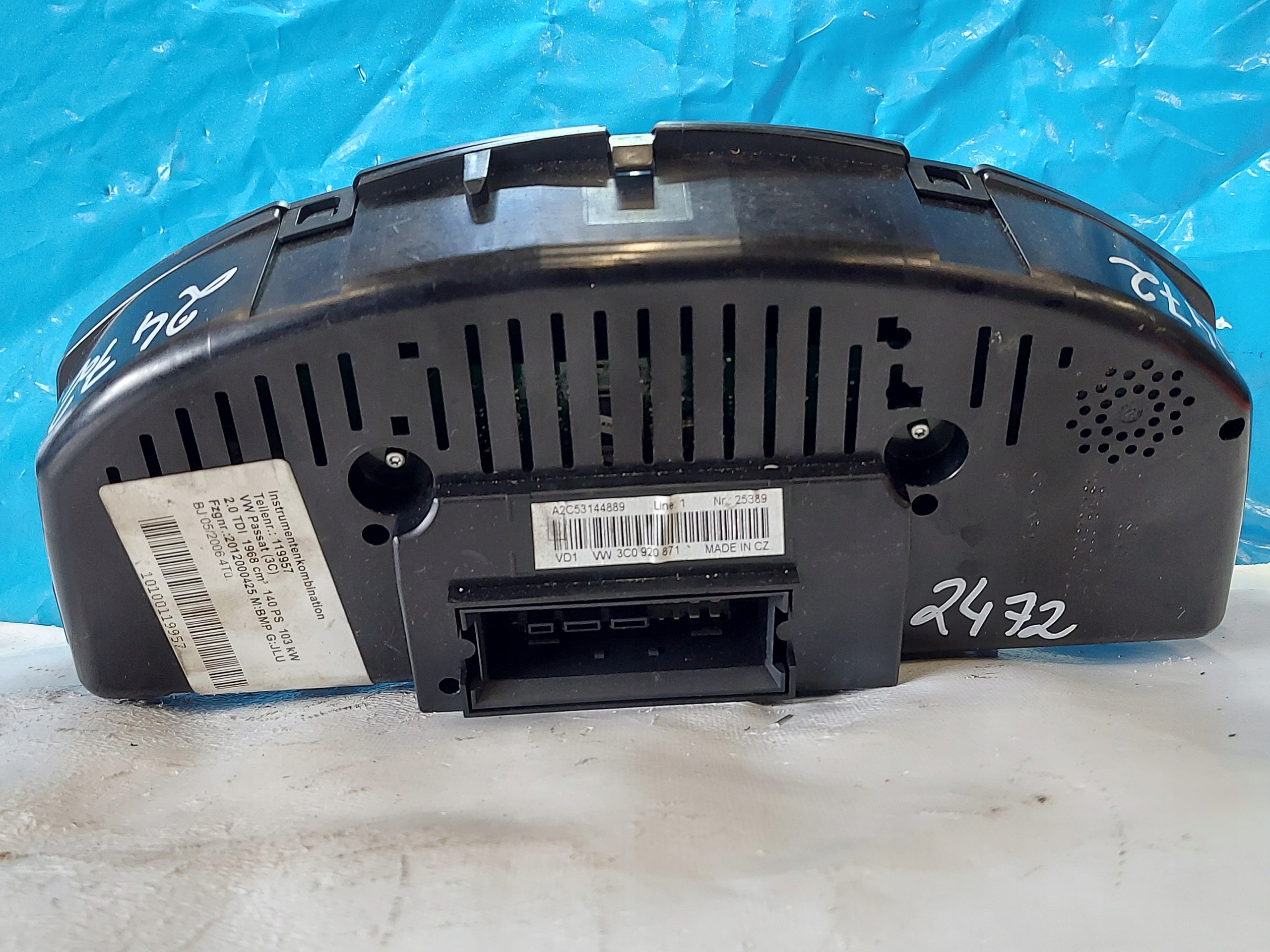 dials clock PASSAT B6 2.0 TDI 3C0920871
