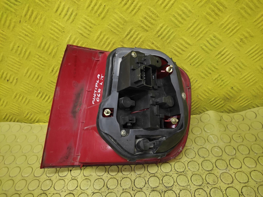 FIAT MULTIPLA light left rear part