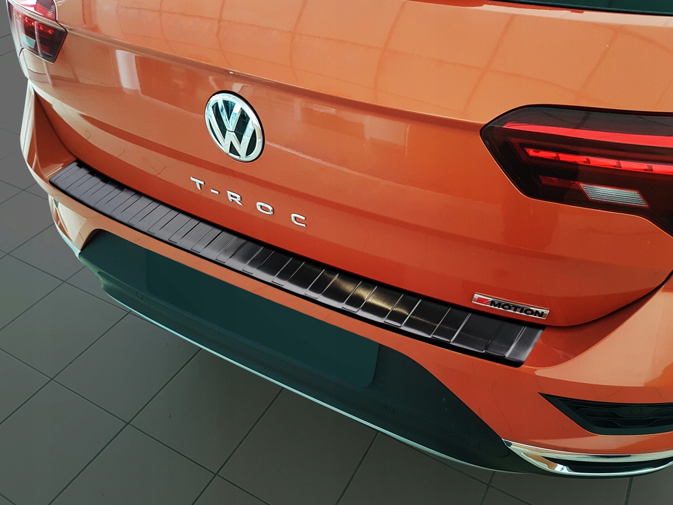 LISTWA NAKLADKA NA ZDERZAK VW T ROC Car type Passenger cars