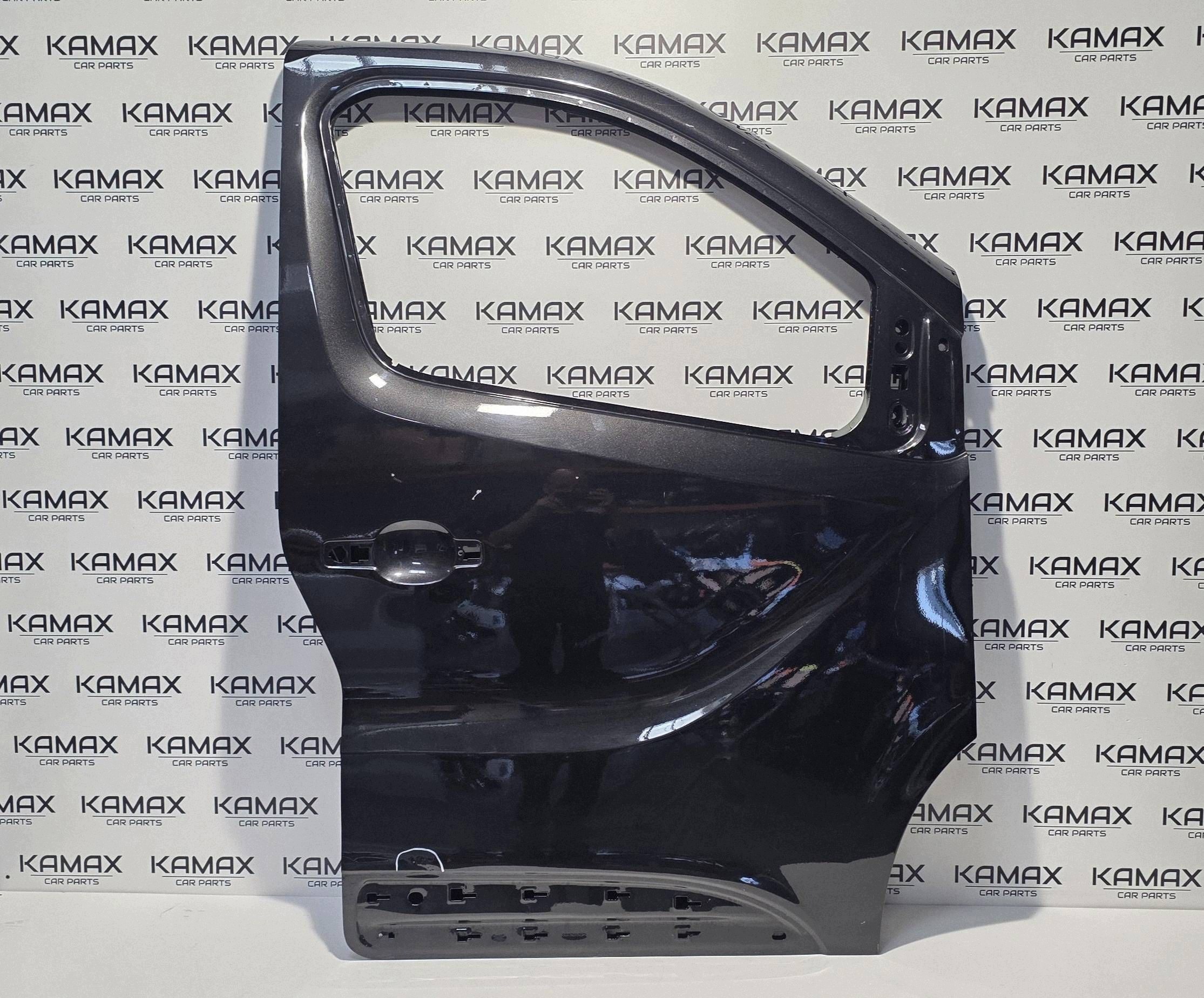 door front right side Renault Trafic III (X82)