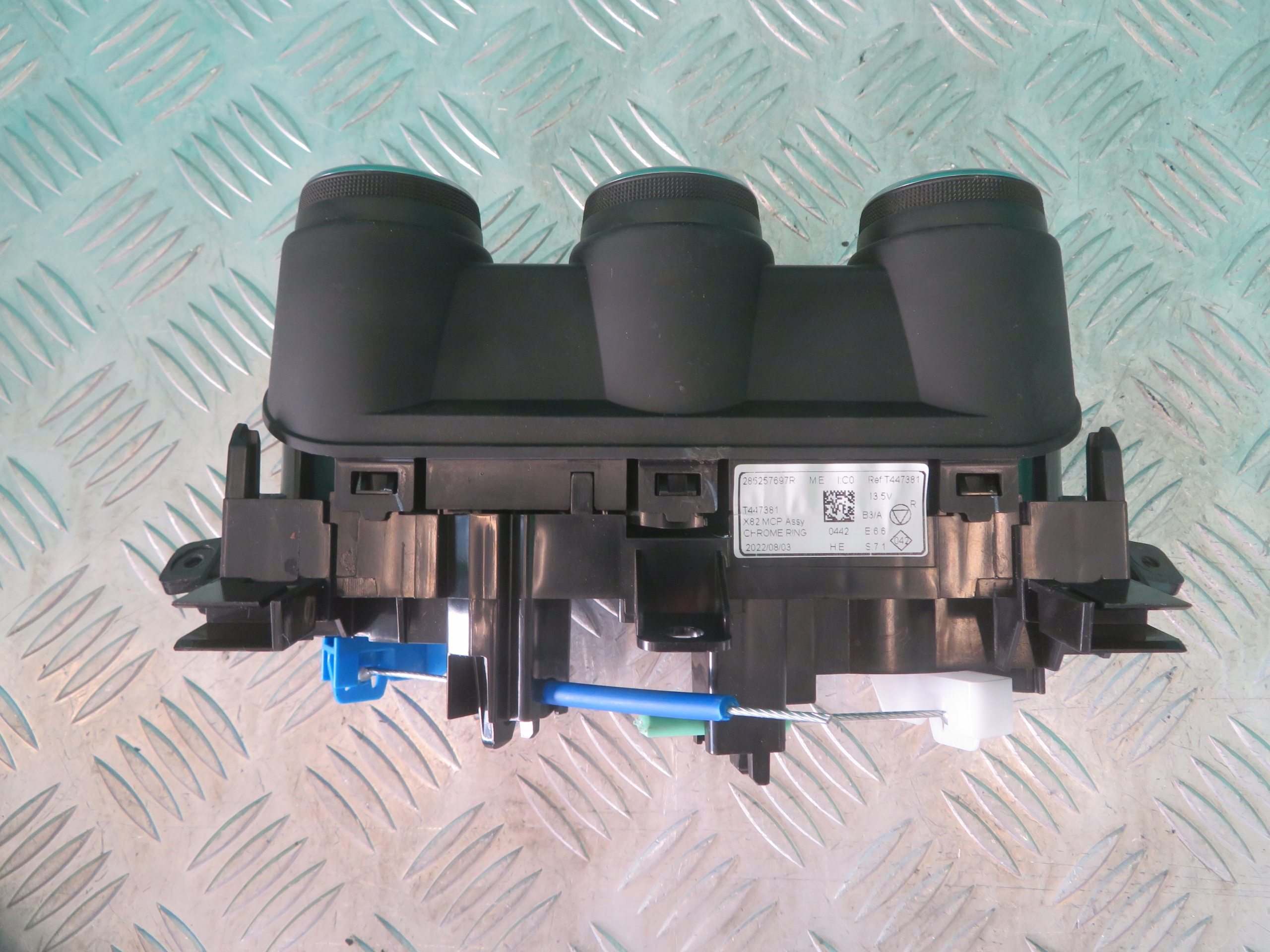 PANEL klími klimatizaci RENAULT TRAFIC 2.0 23R 285257697R