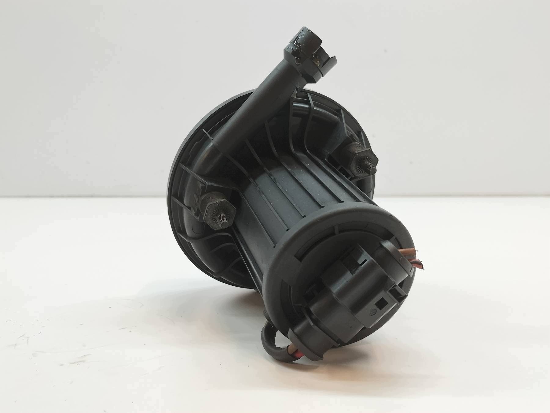 Pumpe luft WTORNEGO 06A131333C VW Volkswagen Golf V (2004-2009)