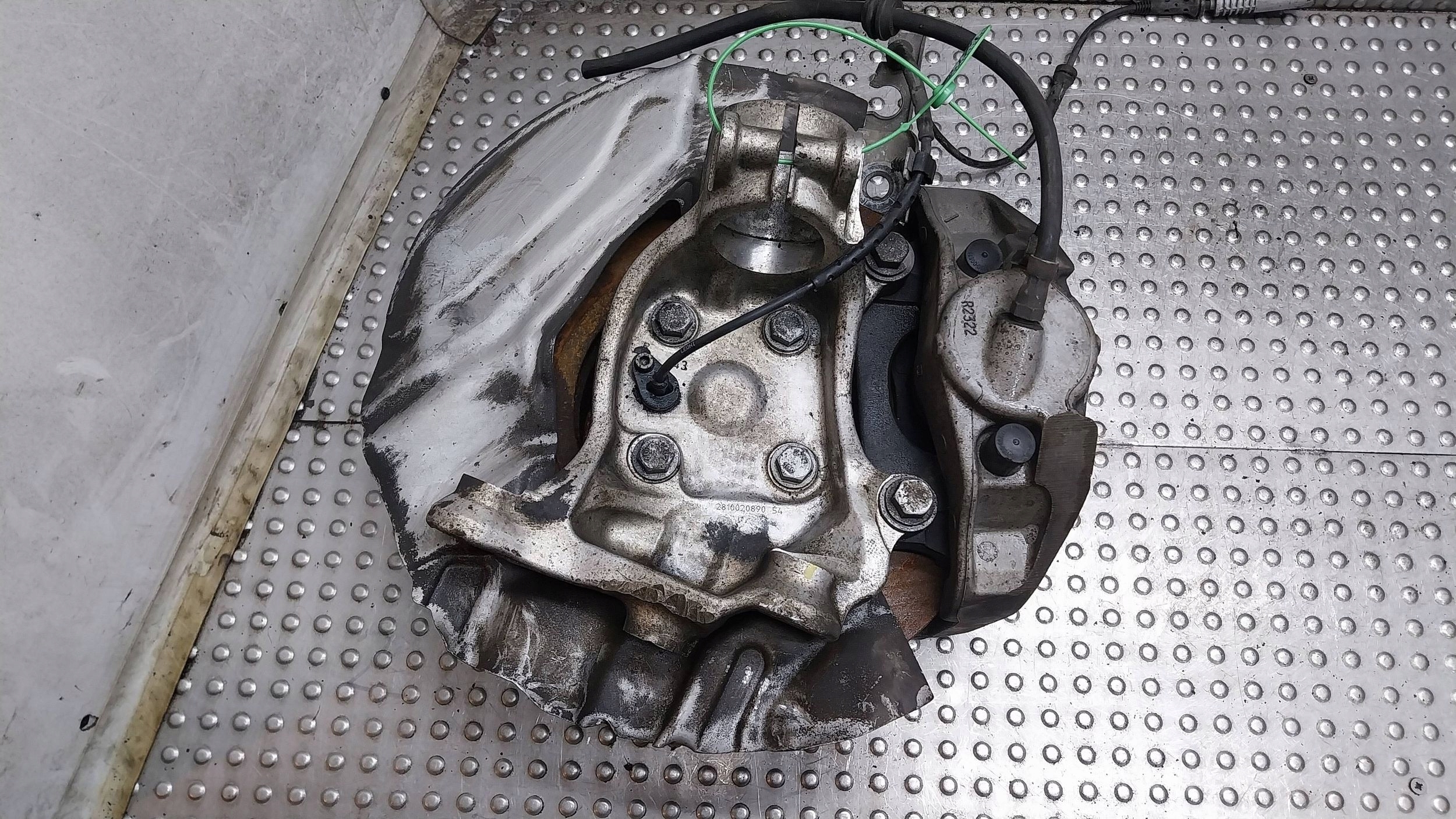otoč čepu třmen pravý předek KPL BMW 7 E65 E66 735 740 750