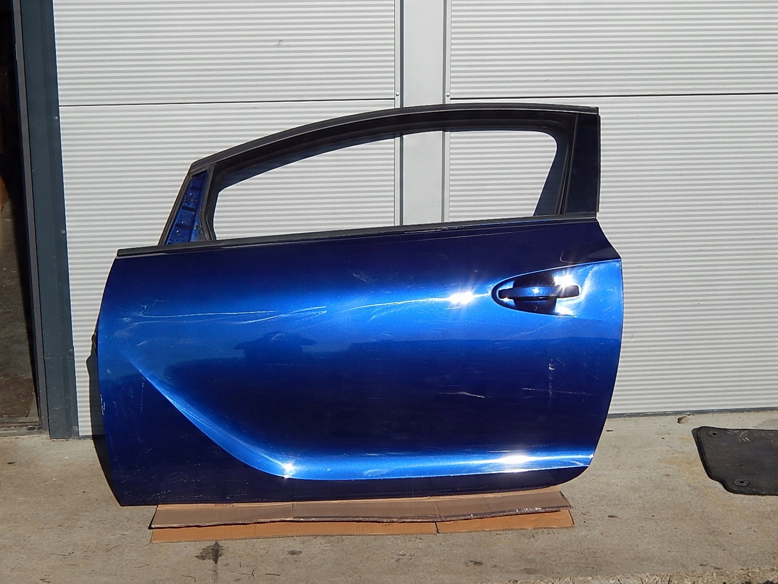 Opel Astra OPC дверь