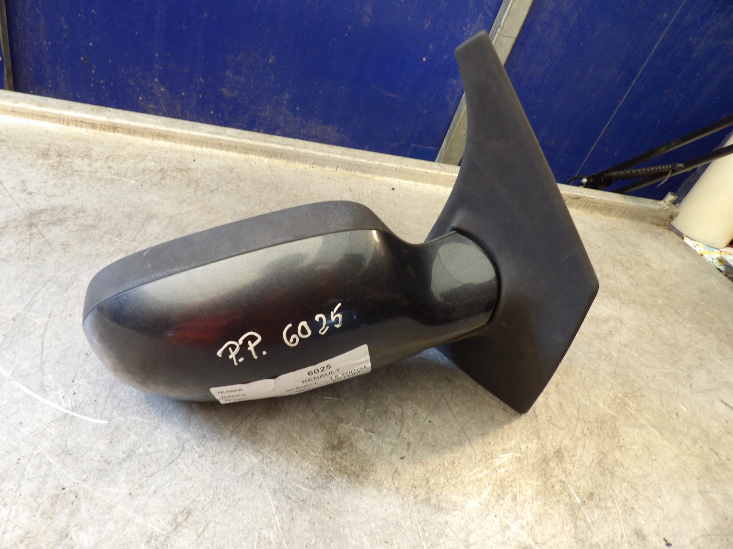 Renault Scenic and mirror right 7700431543 9611070