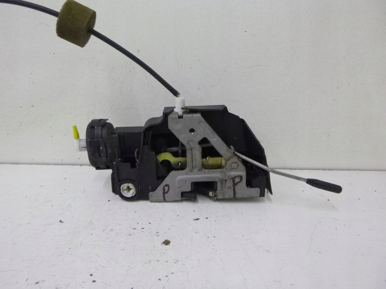 lock door front right Mercedes W168 2001r.