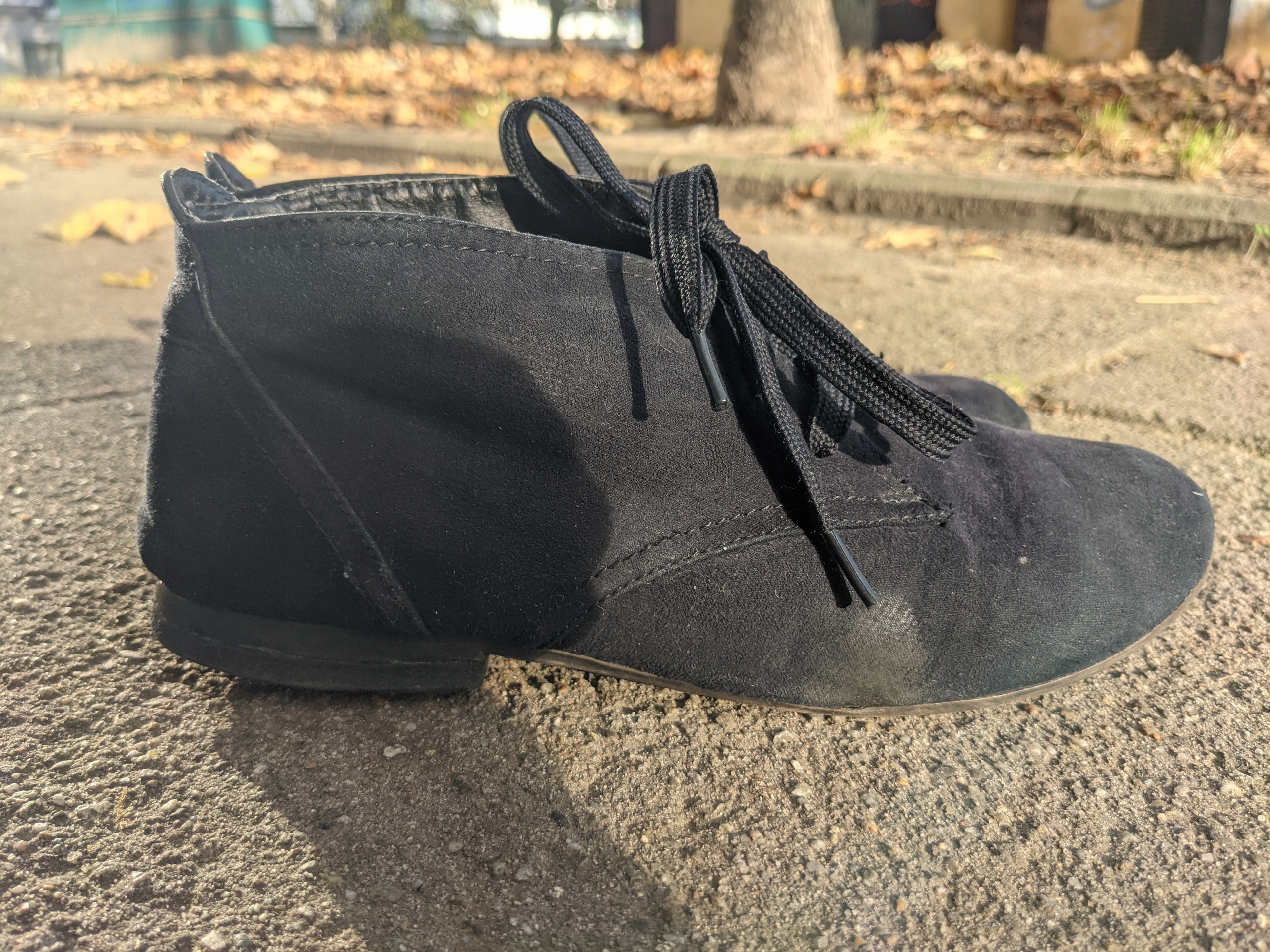 Buty wiosenne jesienne czarne wiązane 38 Marka inna