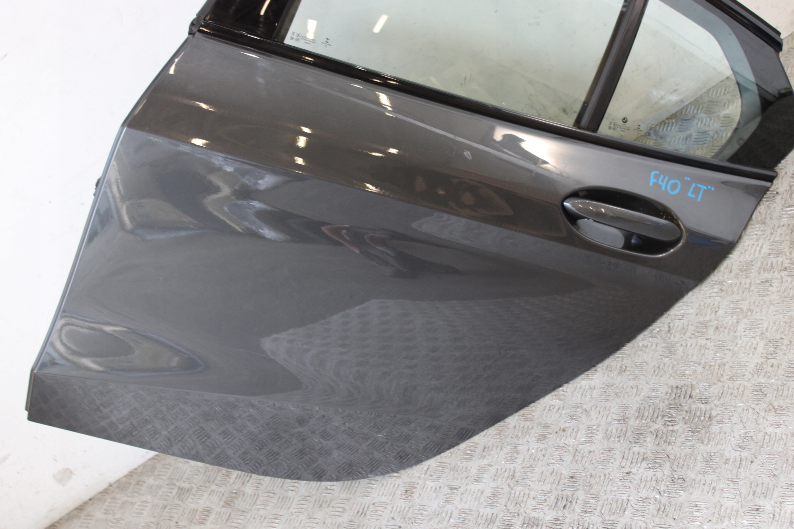 door complete left rear part left rear. BMW 1 F40 m-packet