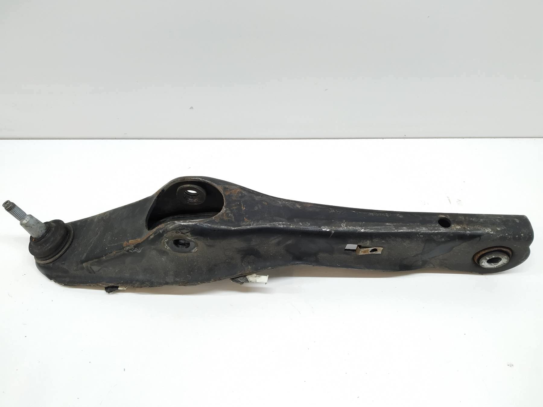 arm rear part JL145B530 Lincoln Navigator IV (2017-2024)