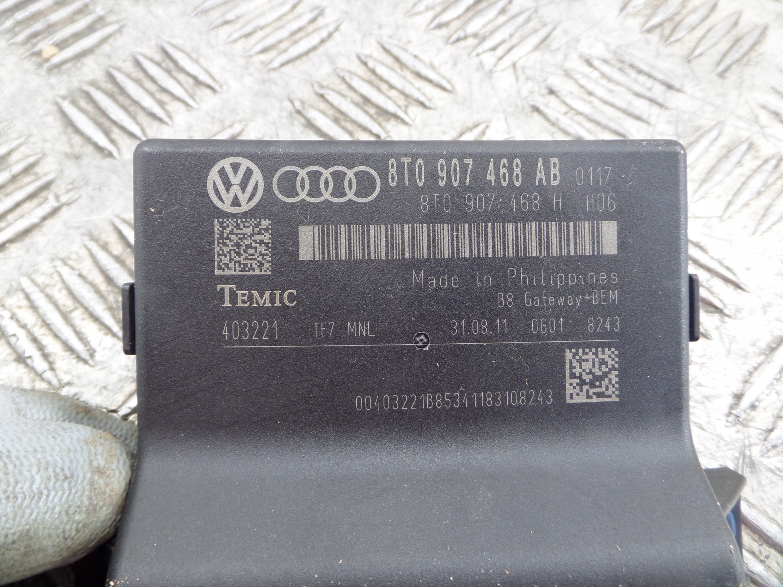 module control unit gateway Audi OE 8T0907468AB