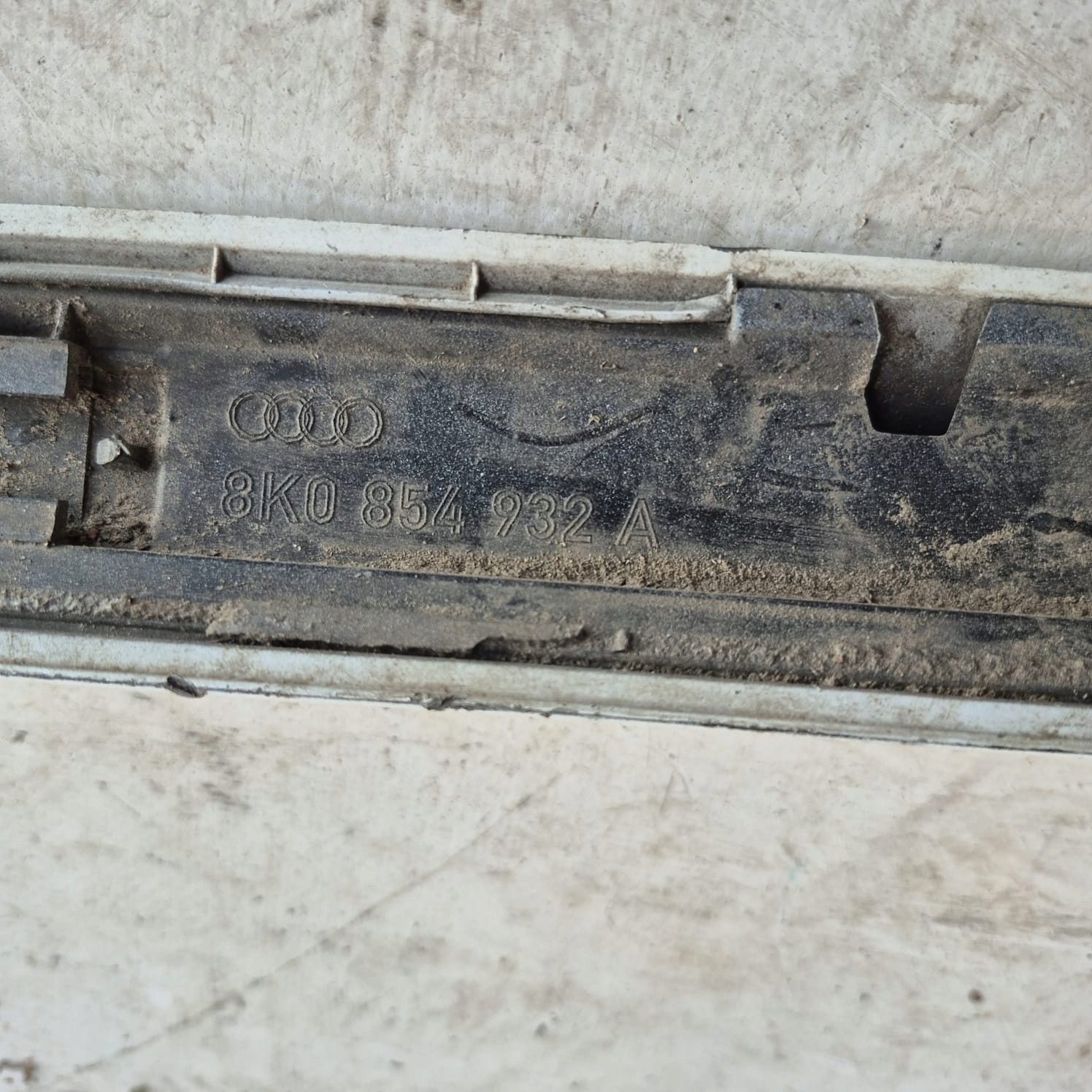 AUDI A4 B8 S-LINE 8K 07- right threshold moulding threshold 8K0854932A