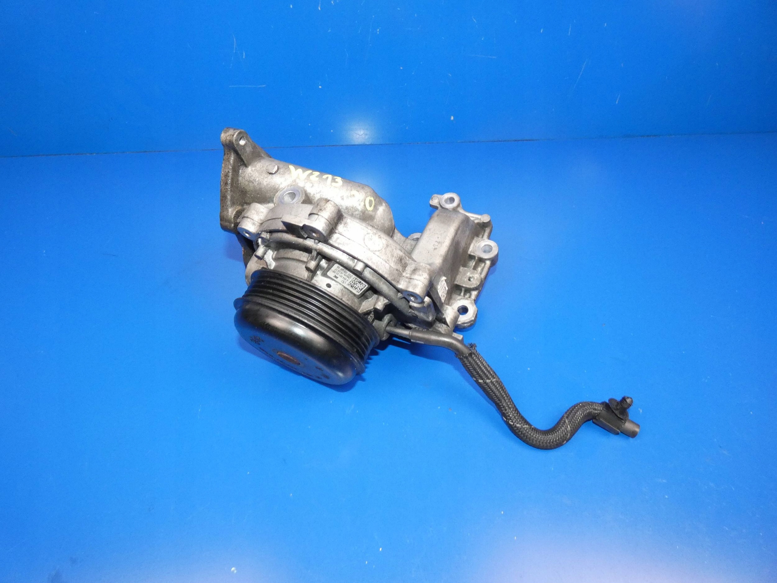 MERCEDES E KLASA W213 W205 W253 2.0 CDI water pump
