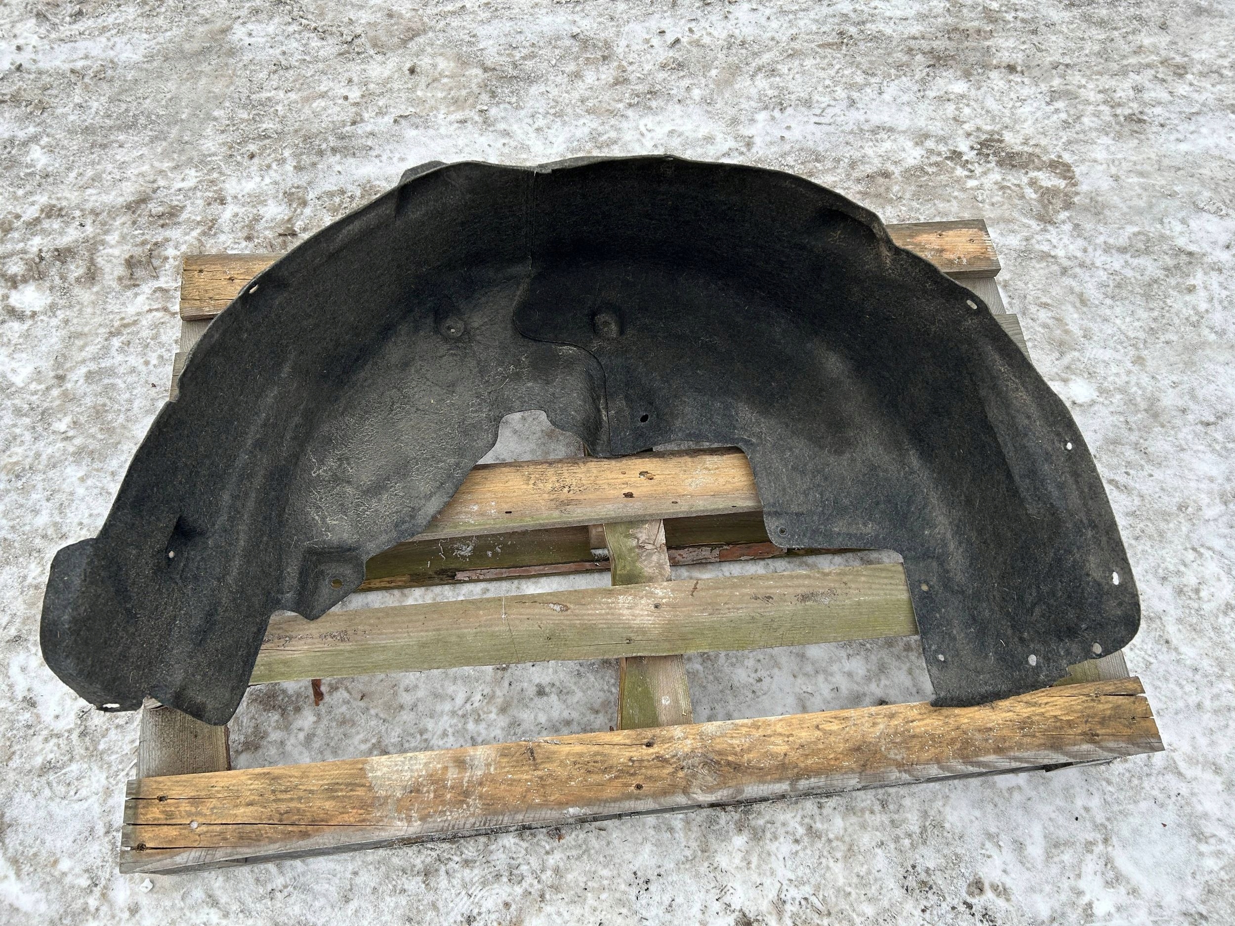 mudguard rear part rear. left Chrysler Pacifica 2017