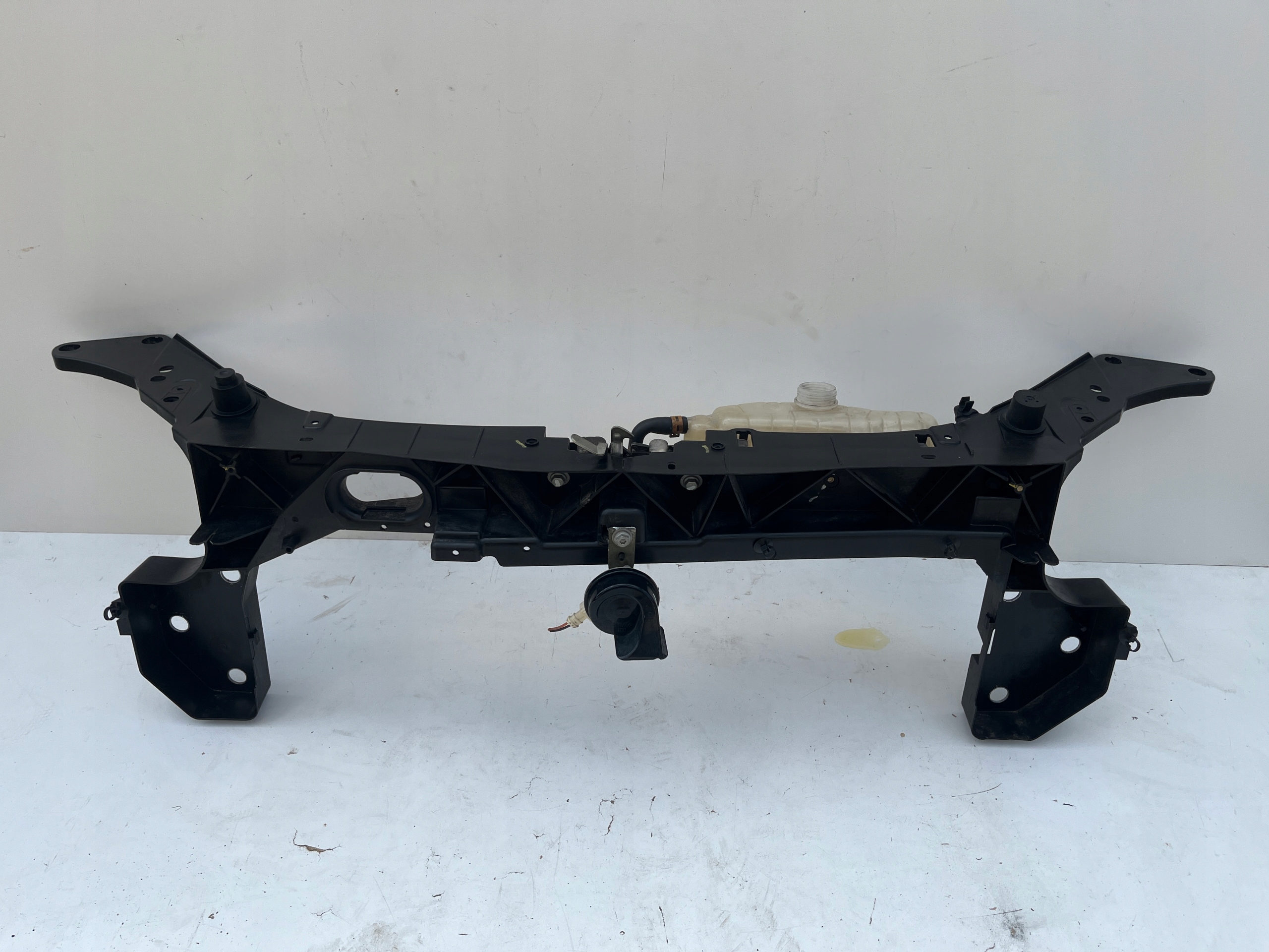 support panel for radiators pillar iron Renault CLIO III 3 LIFT 09-12r.