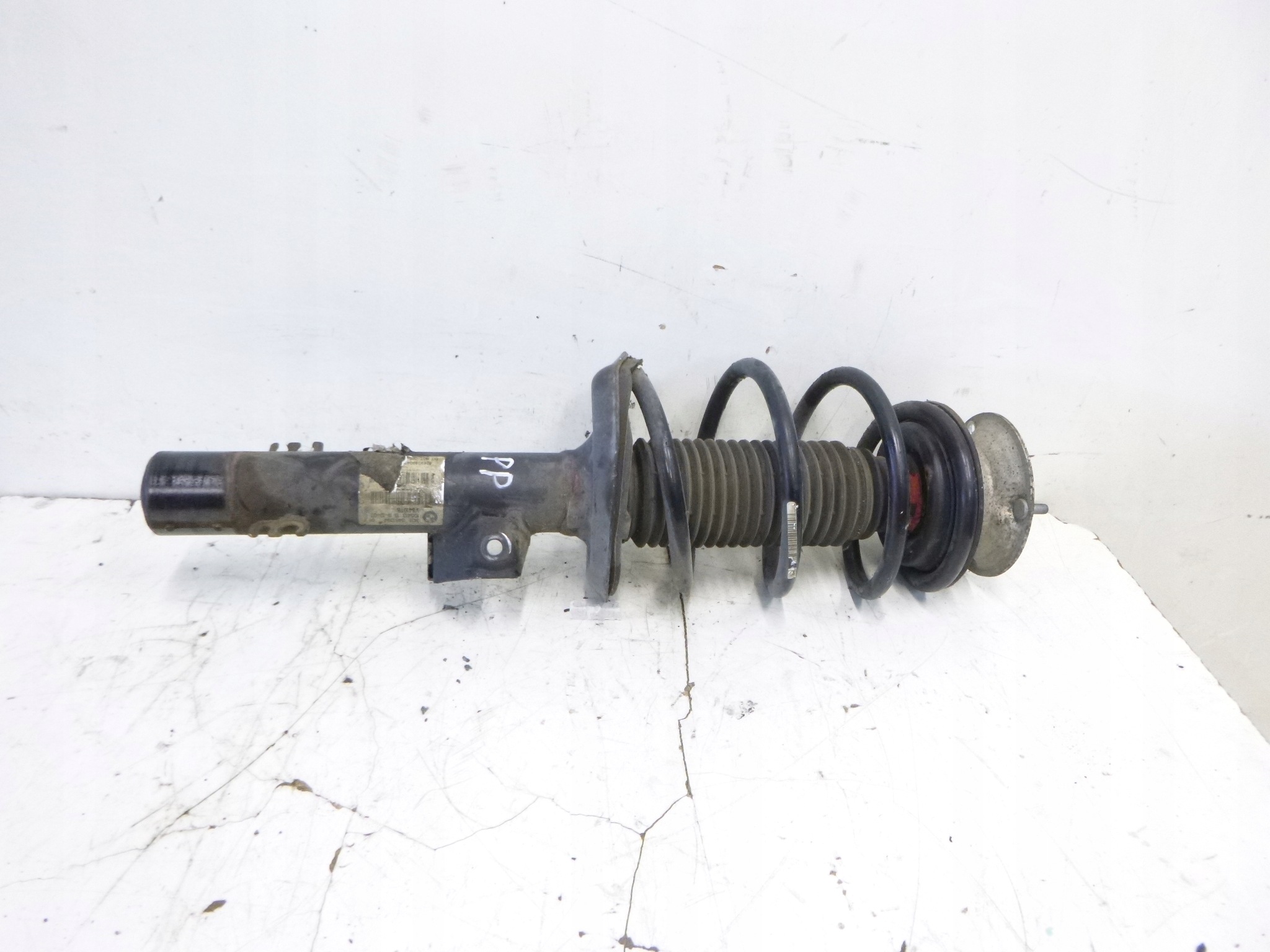 shock absorber front BMW X3 E83 2.0sd 2008r. 3451394