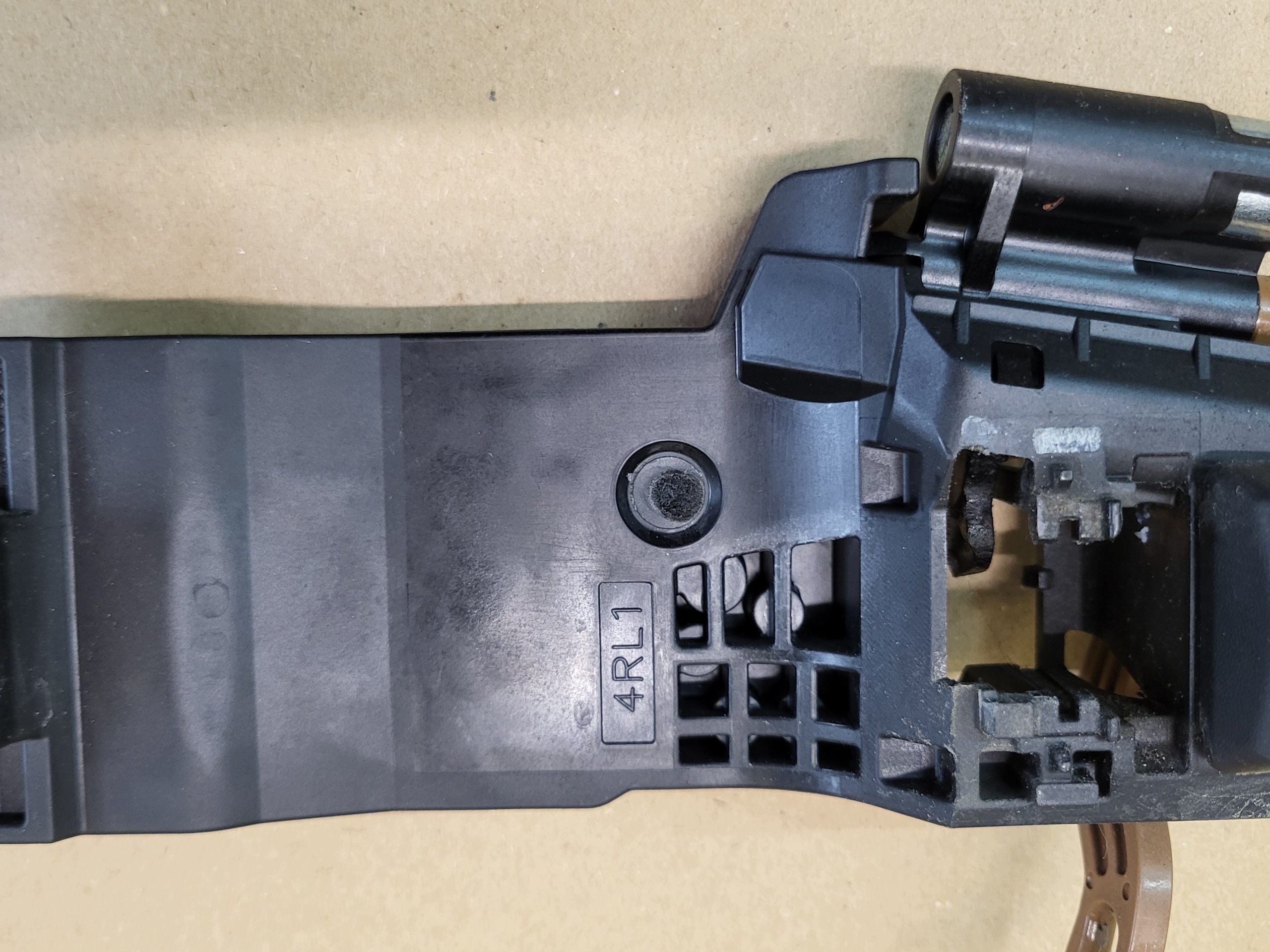 holder handles Z door left rear part support console TOYOTA RAV4 V OE EU