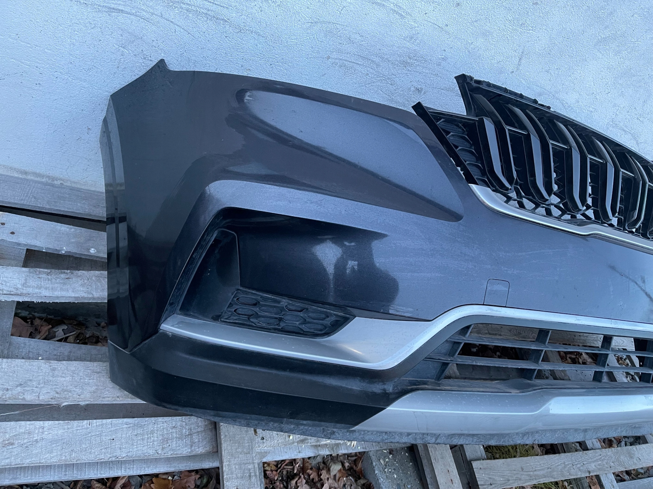 B3 KIA CARNIVAL IV 2020 - bumper front front KOIMPLETNY P2M 86511-R0000
