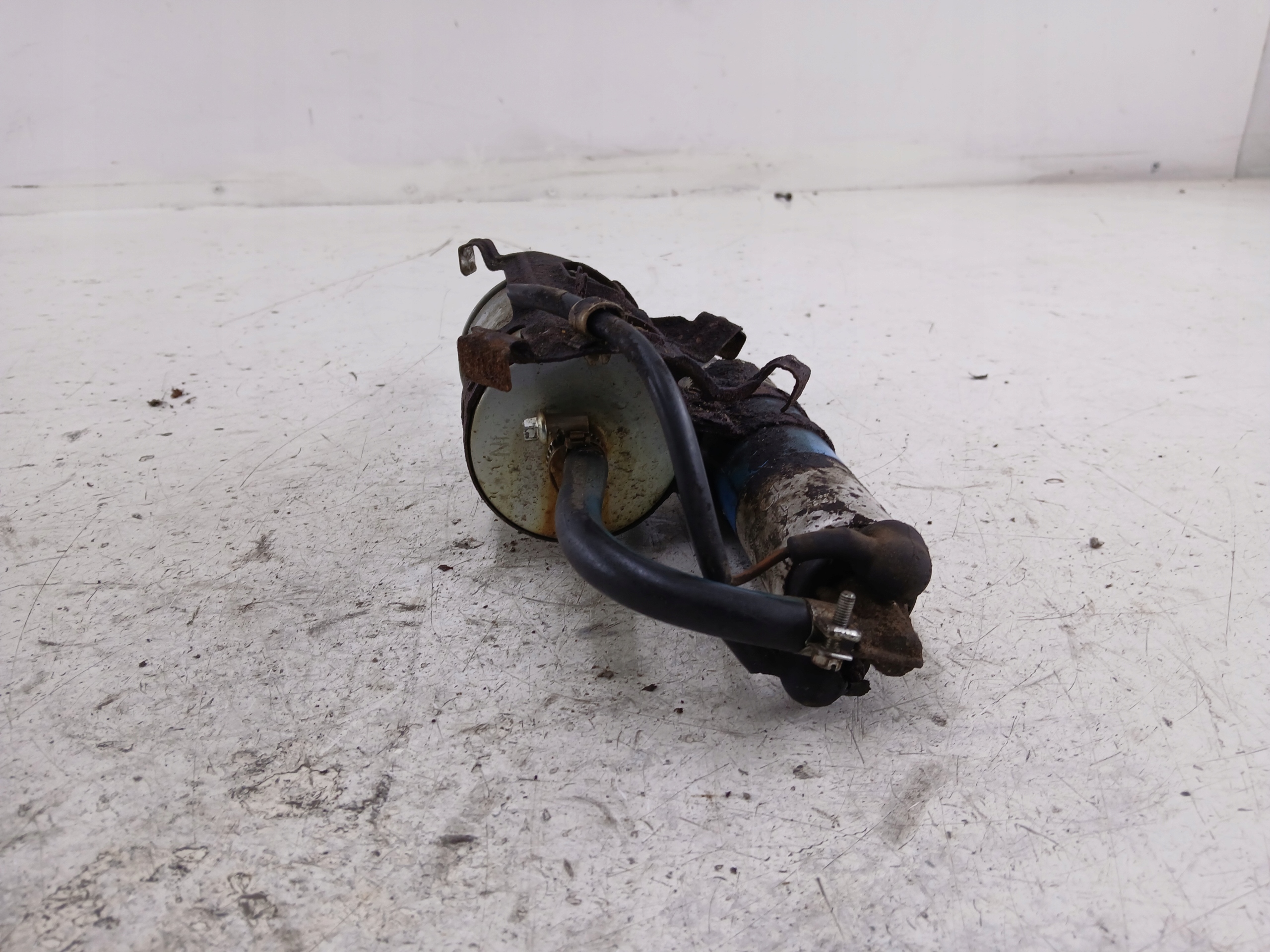 MERCEDES W210 2.0 pump feed pump A0004706094