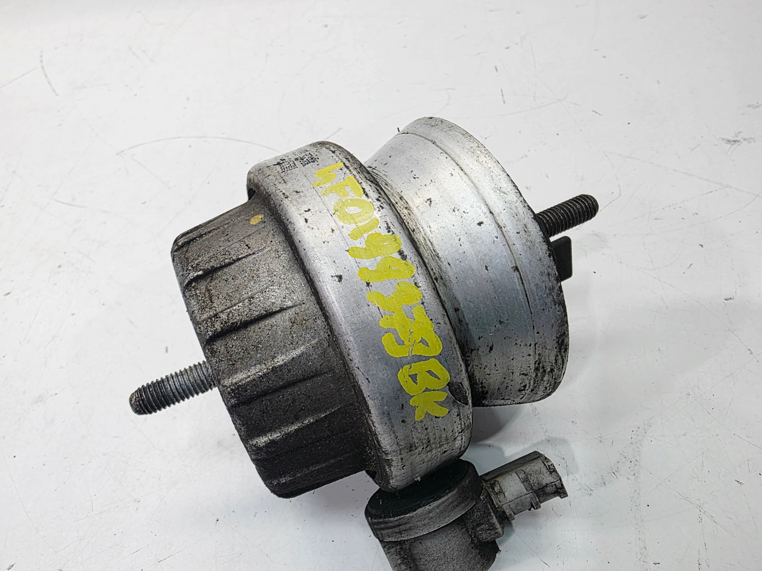 engine mount left Z with the sensor AUDI A6 C6 4F0199379BK