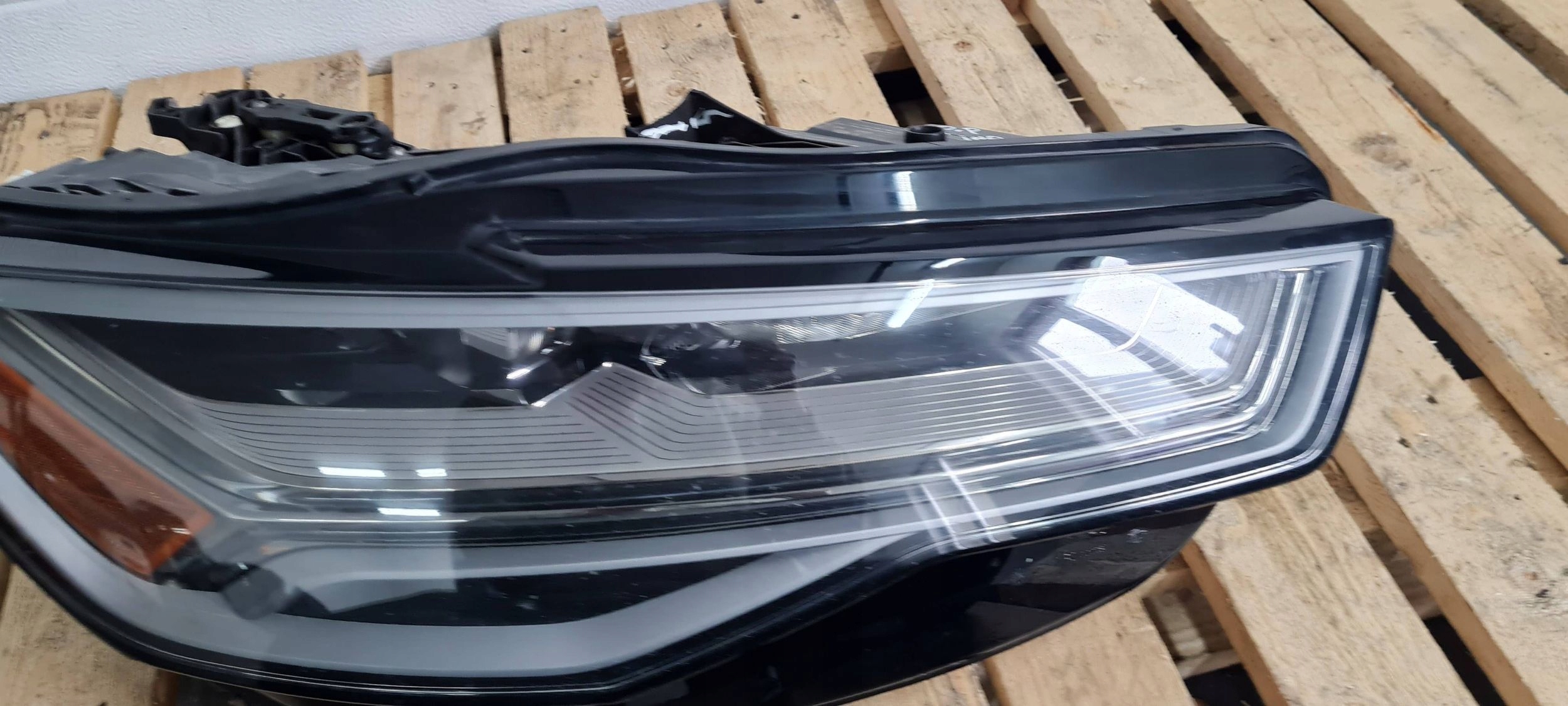 S6 C7 4G A6 LIFT light right right front FULL LED USA 4G0941034K