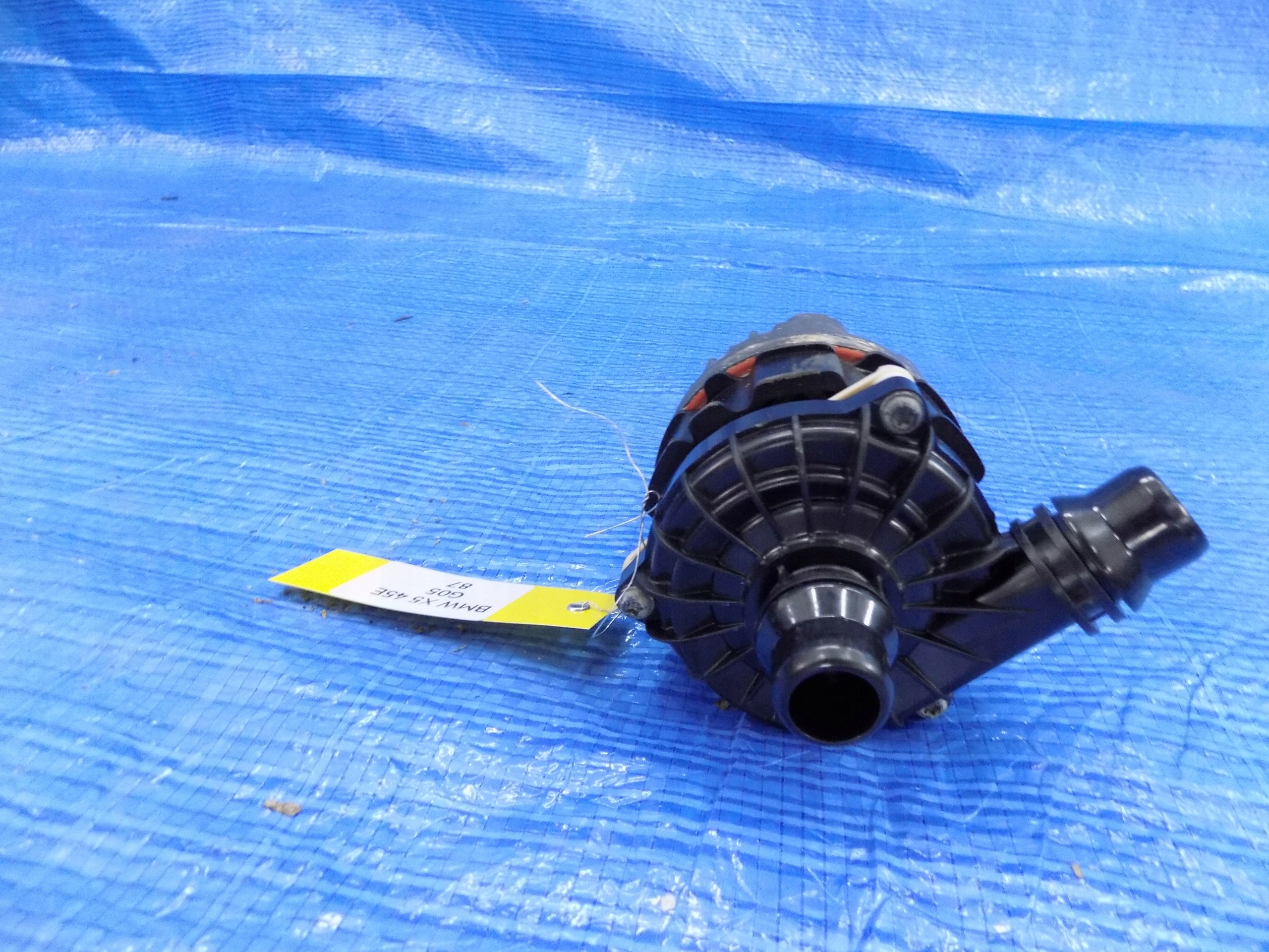 water pump BMW X5 G05 20R 45E HYBRYDA