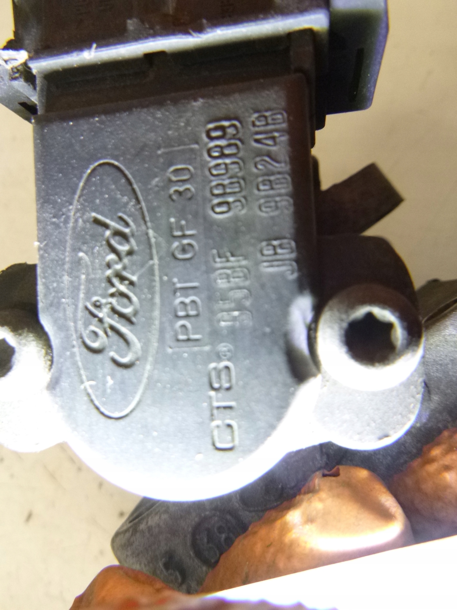 Valvola a farfalla Ford Fiesta MK4 1.25 97MF-9677-BA